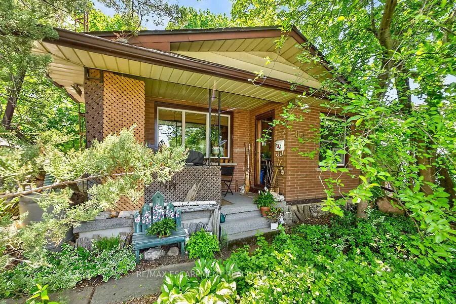 Photo 1 of 104 Teal Avenue, Hamilton, Stoney Creek — HOMEH