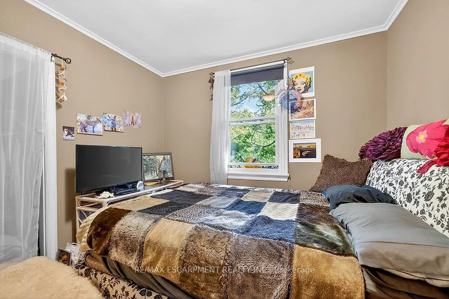 Photo 14 of 104 Teal Avenue, Hamilton, Stoney Creek — HOMEH
