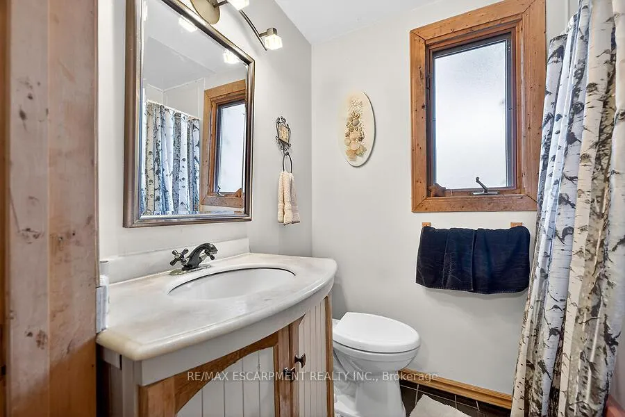 Photo 15 of 104 Teal Avenue, Hamilton, Stoney Creek — HOMEH