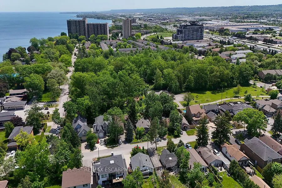 Photo 37 of 104 Teal Avenue, Hamilton, Stoney Creek — HOMEH