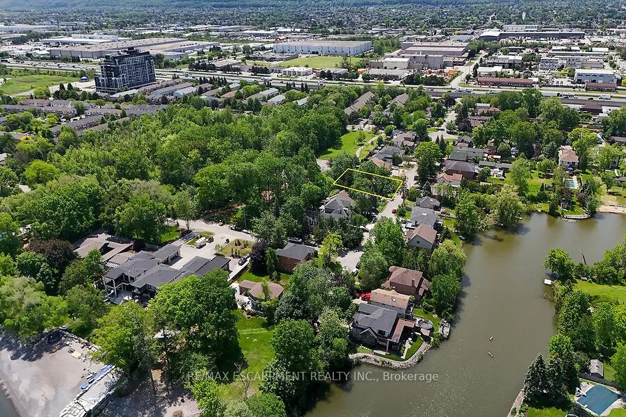 Photo 38 of 104 Teal Avenue, Hamilton, Stoney Creek — HOMEH