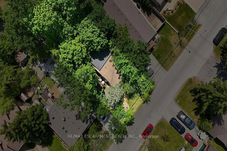 Photo 40 of 104 Teal Avenue, Hamilton, Stoney Creek — HOMEH
