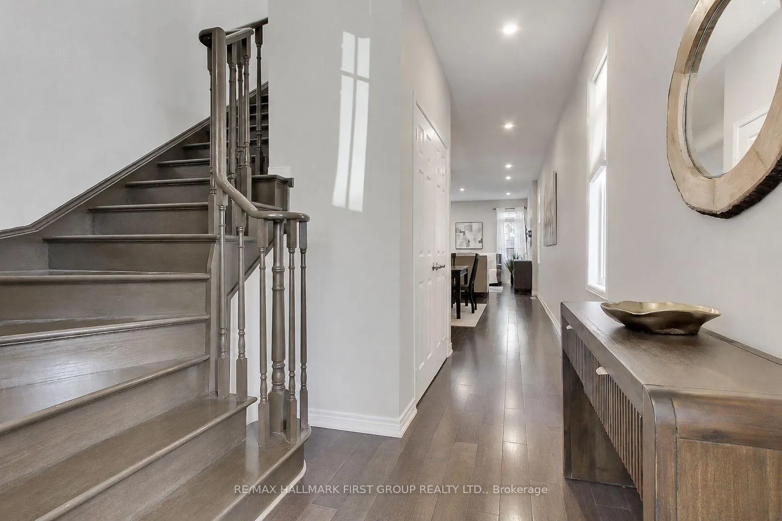 Photo 8 of 150 Angus Drive, Ajax, Central — HOMEH