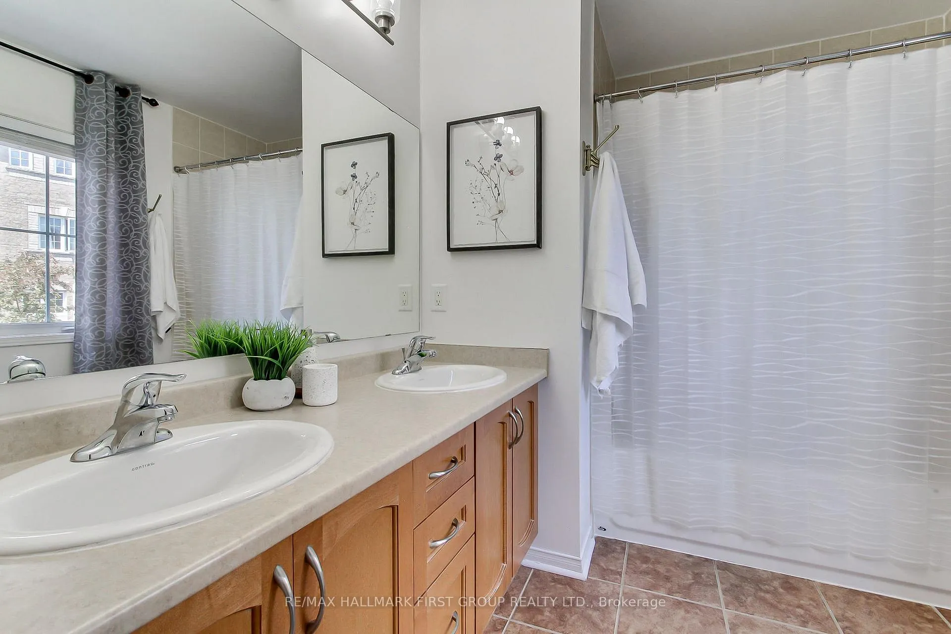 Photo 30 of 150 Angus Drive, Ajax, Central — HOMEH