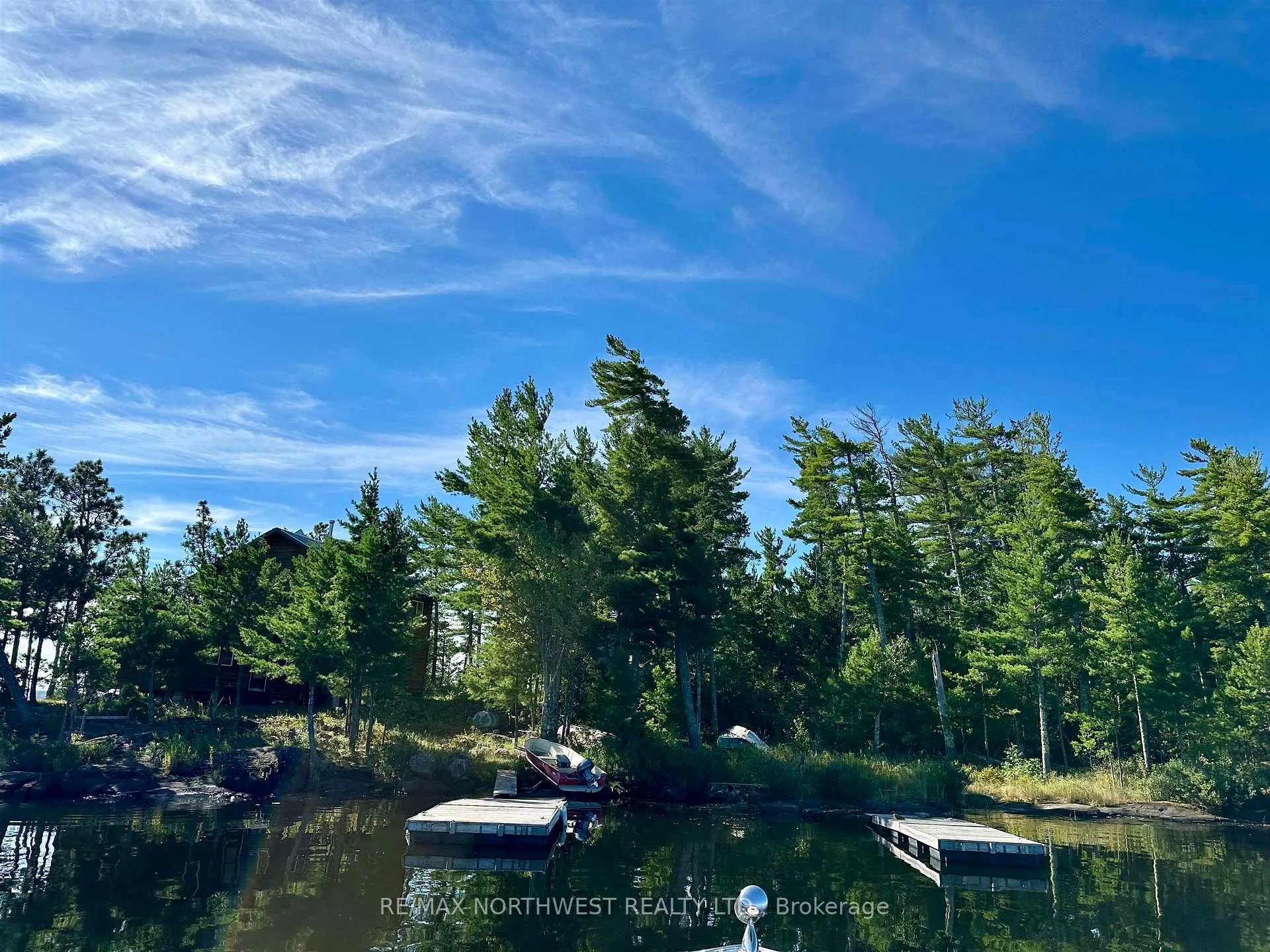 Front of G-1688 Rainy Lake