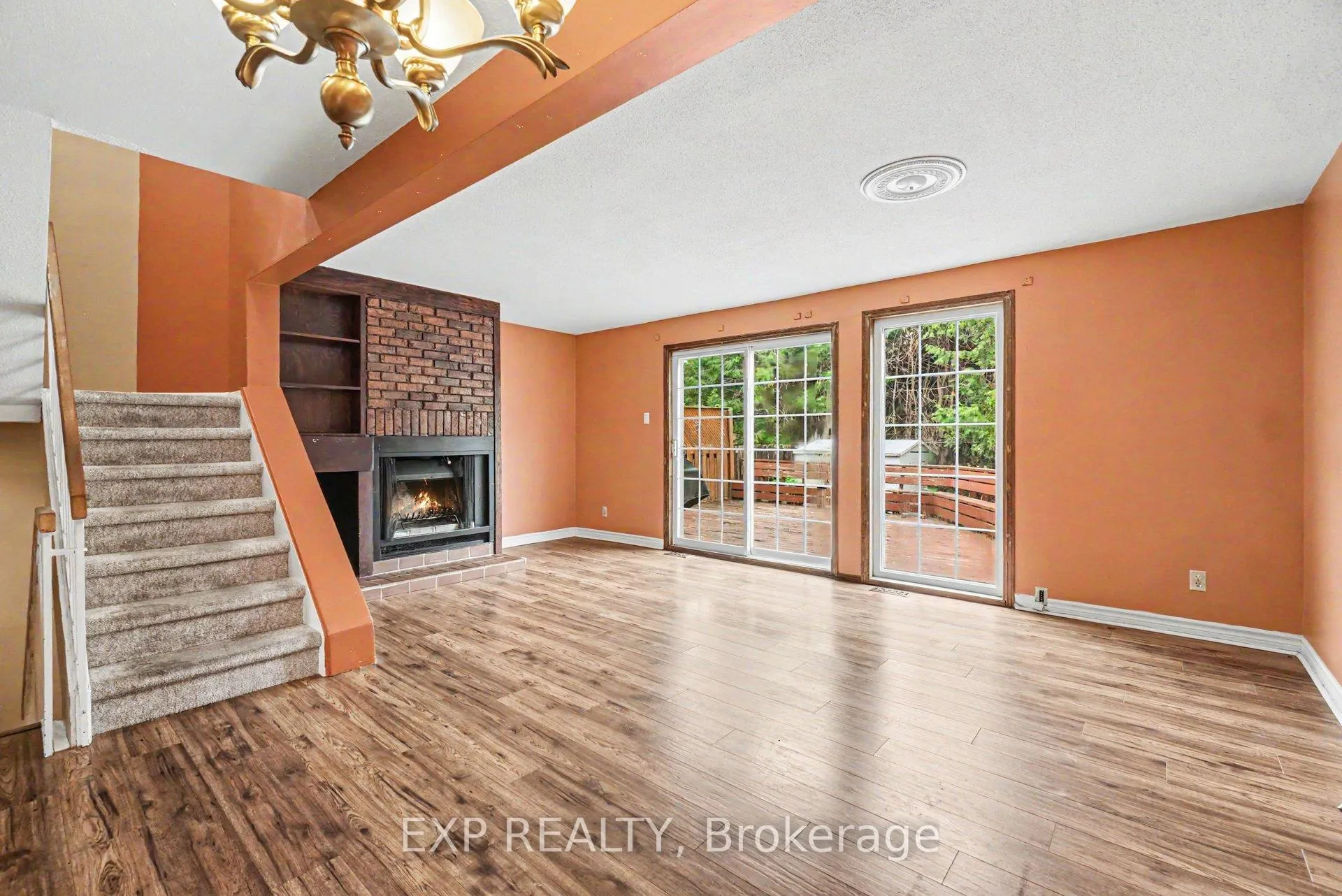 Photo 5 of 82 Sherway Drive, Ottawa, Barrhaven - Pheasant Run — HOMEH