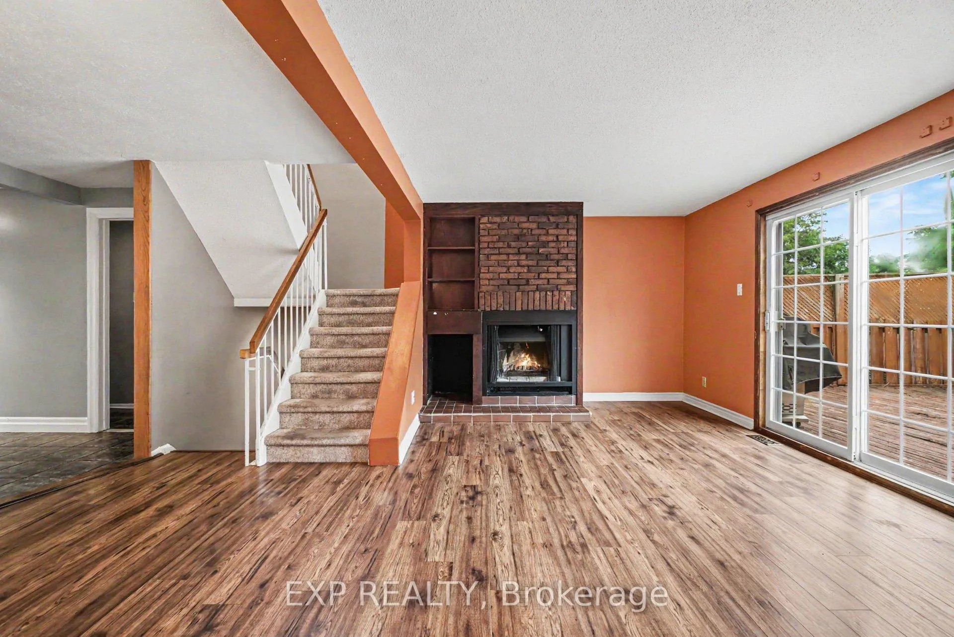 Photo 8 of 82 Sherway Drive, Ottawa, Barrhaven - Pheasant Run — HOMEH