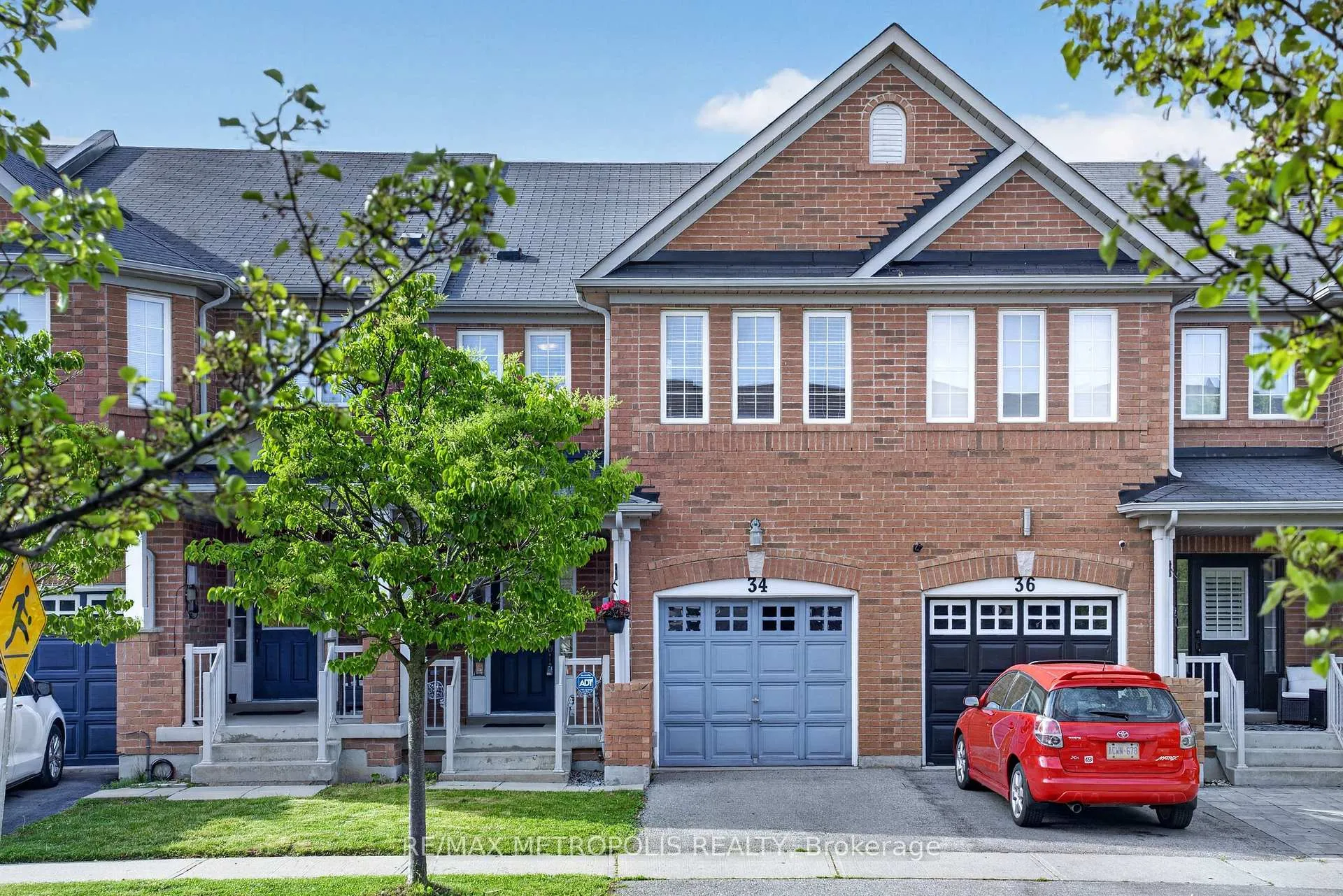 Photo 2 of 34 Michaelman Road, Ajax, South East — HOMEH