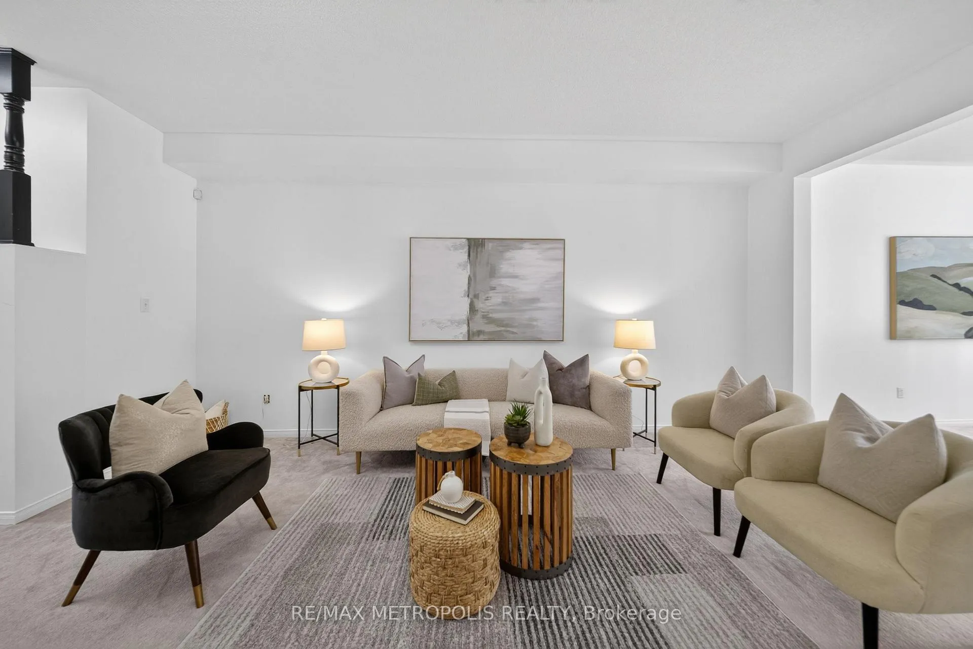 Photo 8 of 34 Michaelman Road, Ajax, South East — HOMEH