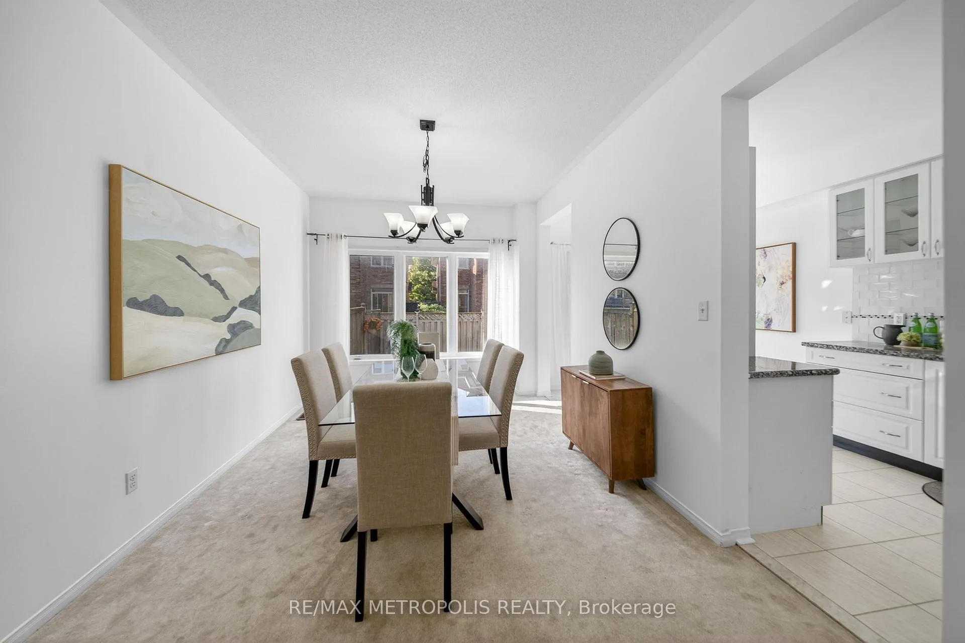 Photo 12 of 34 Michaelman Road, Ajax, South East — HOMEH