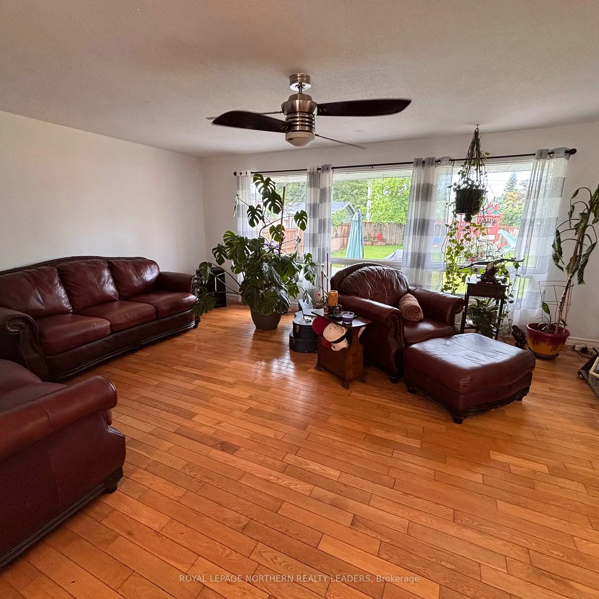 Photo 22 of 291 16th Avenue, Cochrane — HOMEH