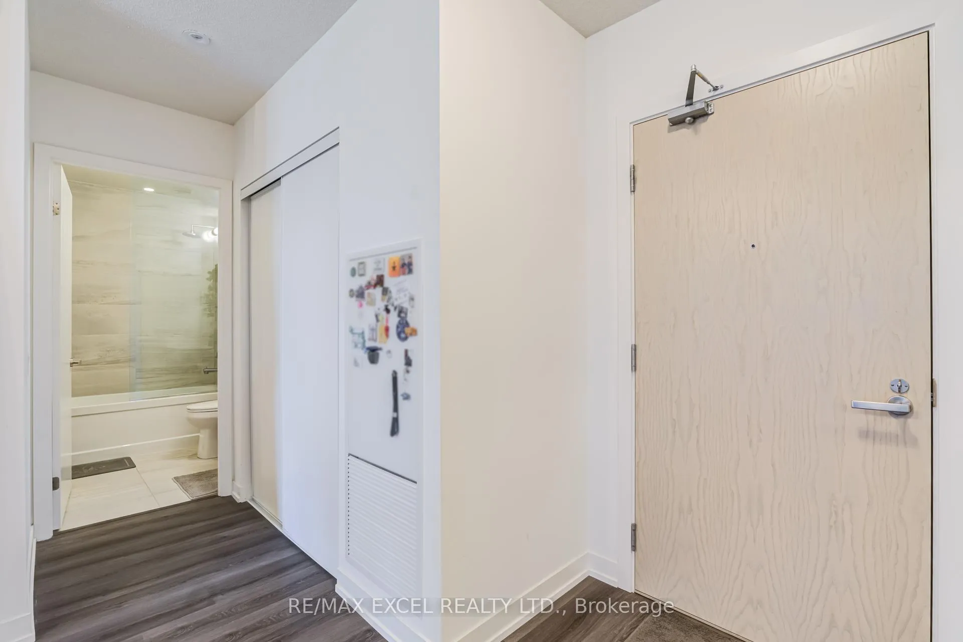 Photo 12 of Unit 808, 138 Downes Street, Toronto, Waterfront Communities — HOMEH