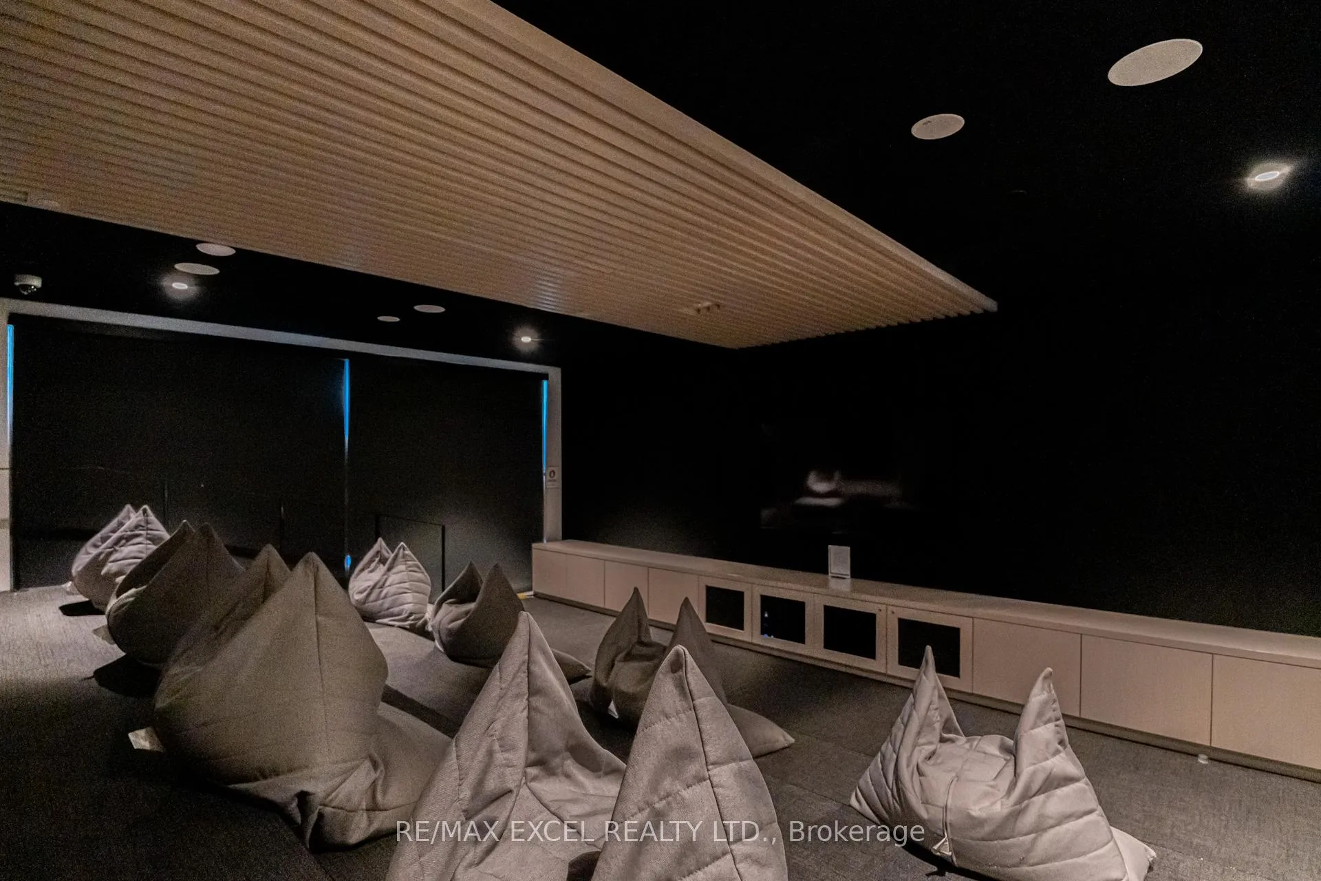 Photo 41 of Unit 808, 138 Downes Street, Toronto, Waterfront Communities — HOMEH