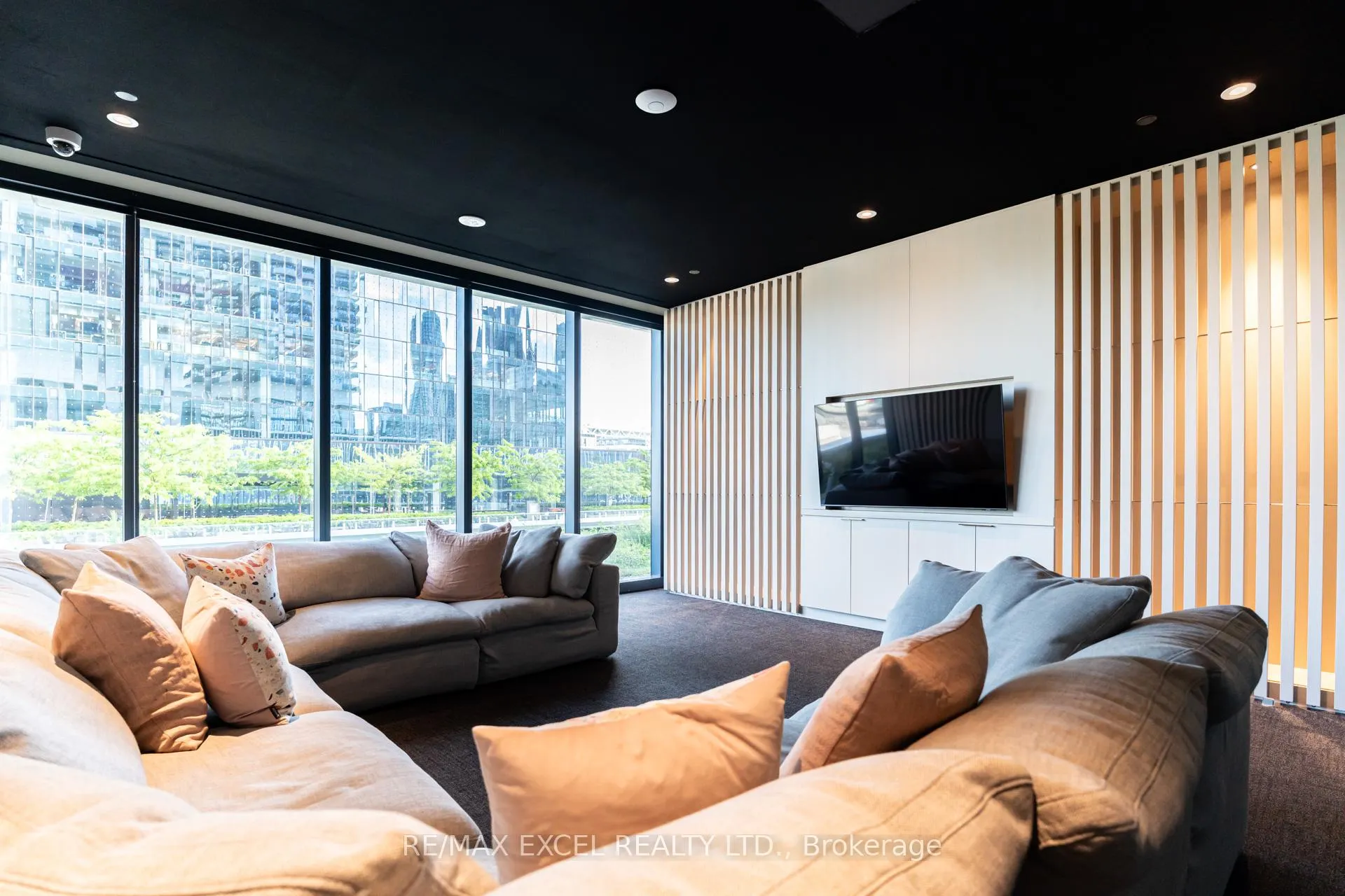 Photo 42 of Unit 808, 138 Downes Street, Toronto, Waterfront Communities — HOMEH