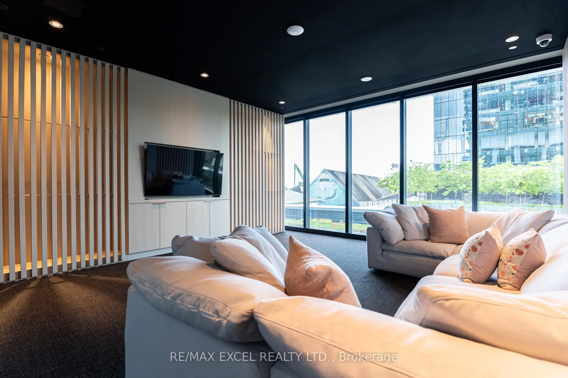 Photo 43 of Unit 808, 138 Downes Street, Toronto, Waterfront Communities — HOMEH