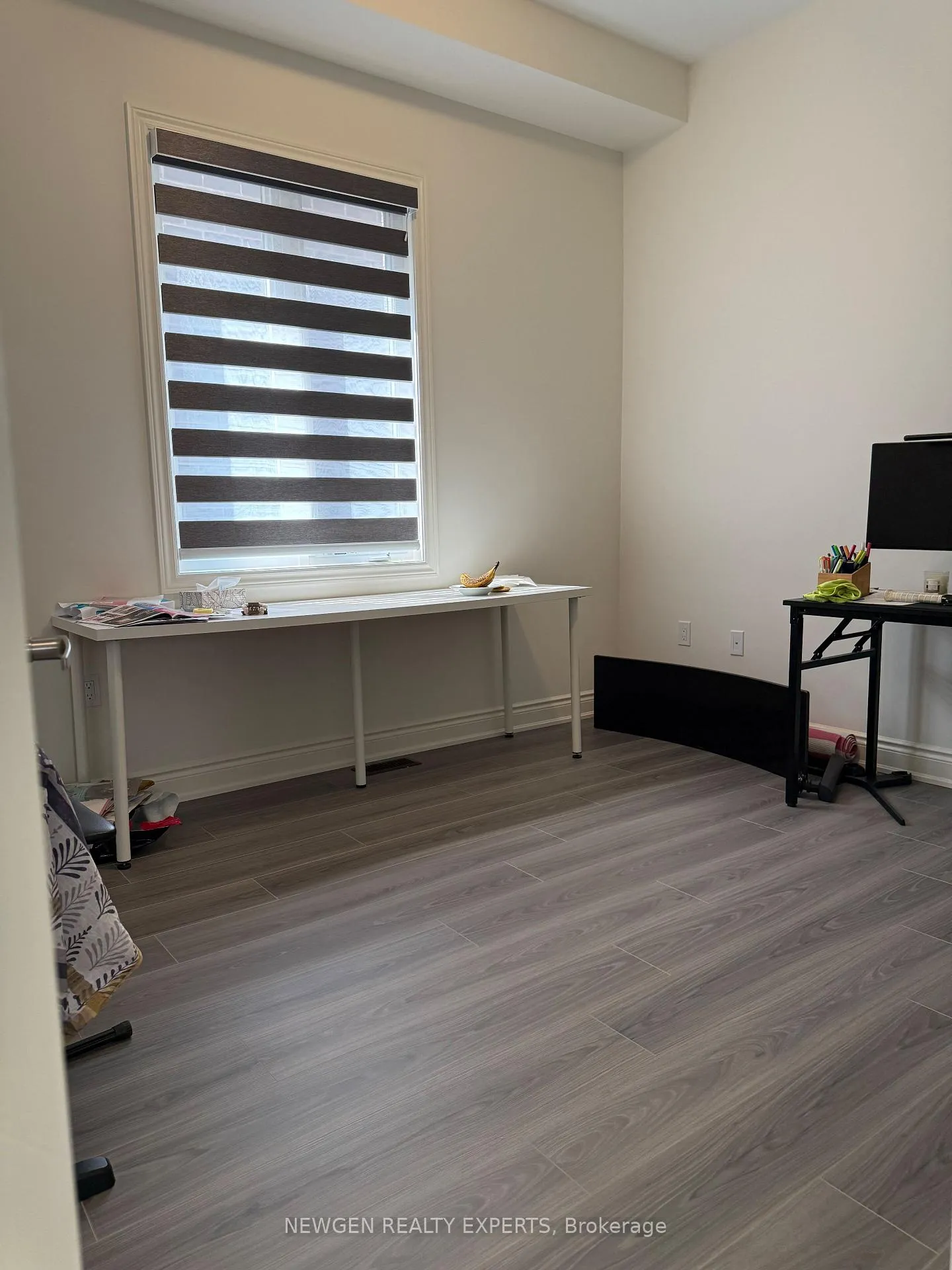 Photo 5 of 2111 Crystal Drive, Oshawa, Kedron — HOMEH