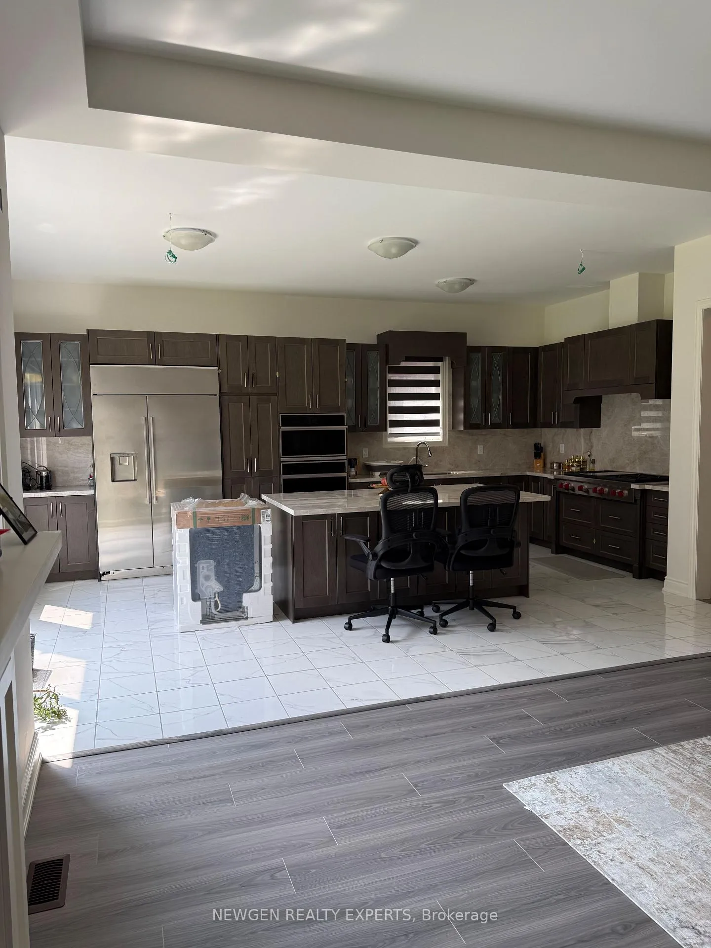 Photo 6 of 2111 Crystal Drive, Oshawa, Kedron — HOMEH