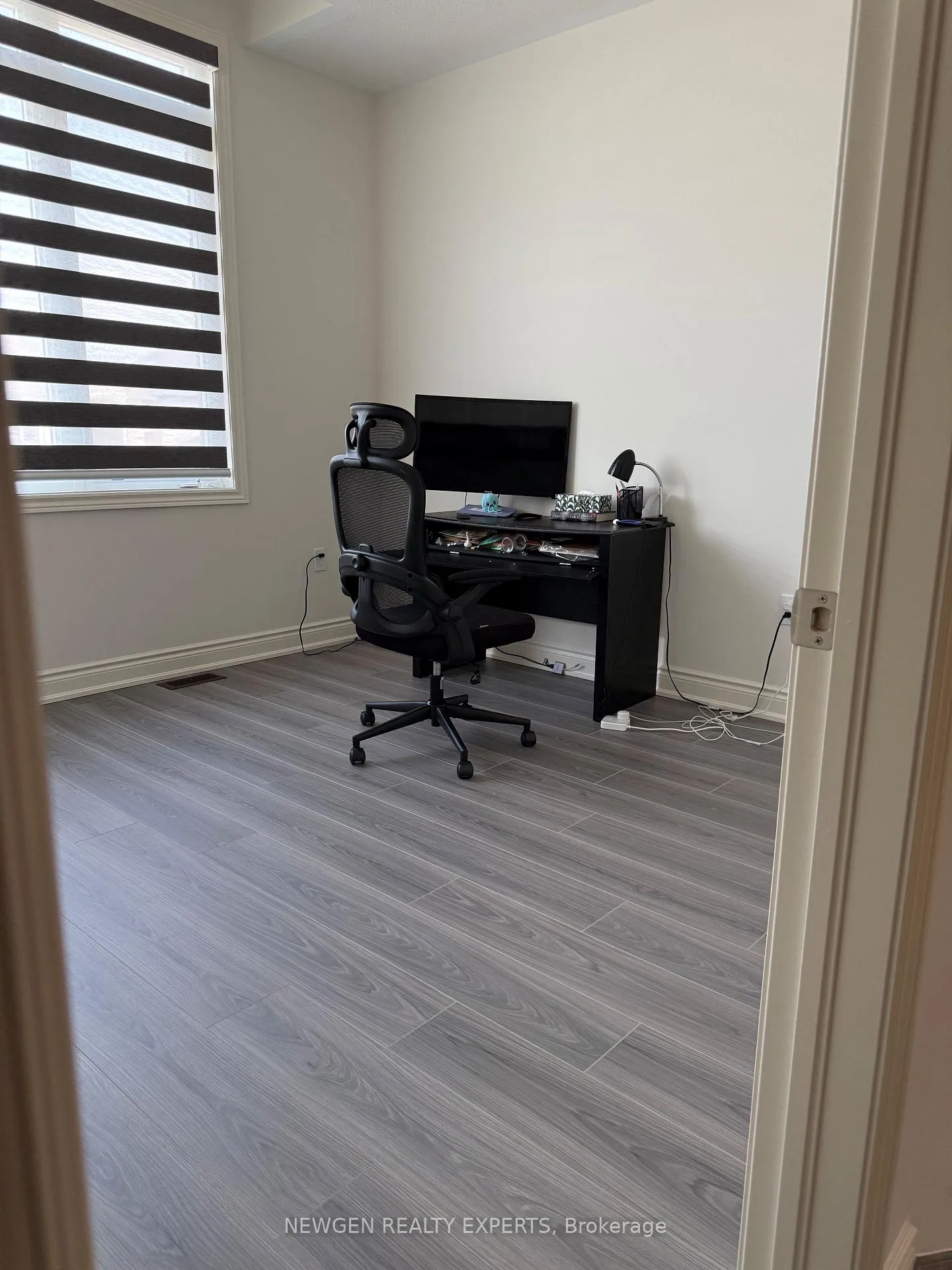 Photo 13 of 2111 Crystal Drive, Oshawa, Kedron — HOMEH