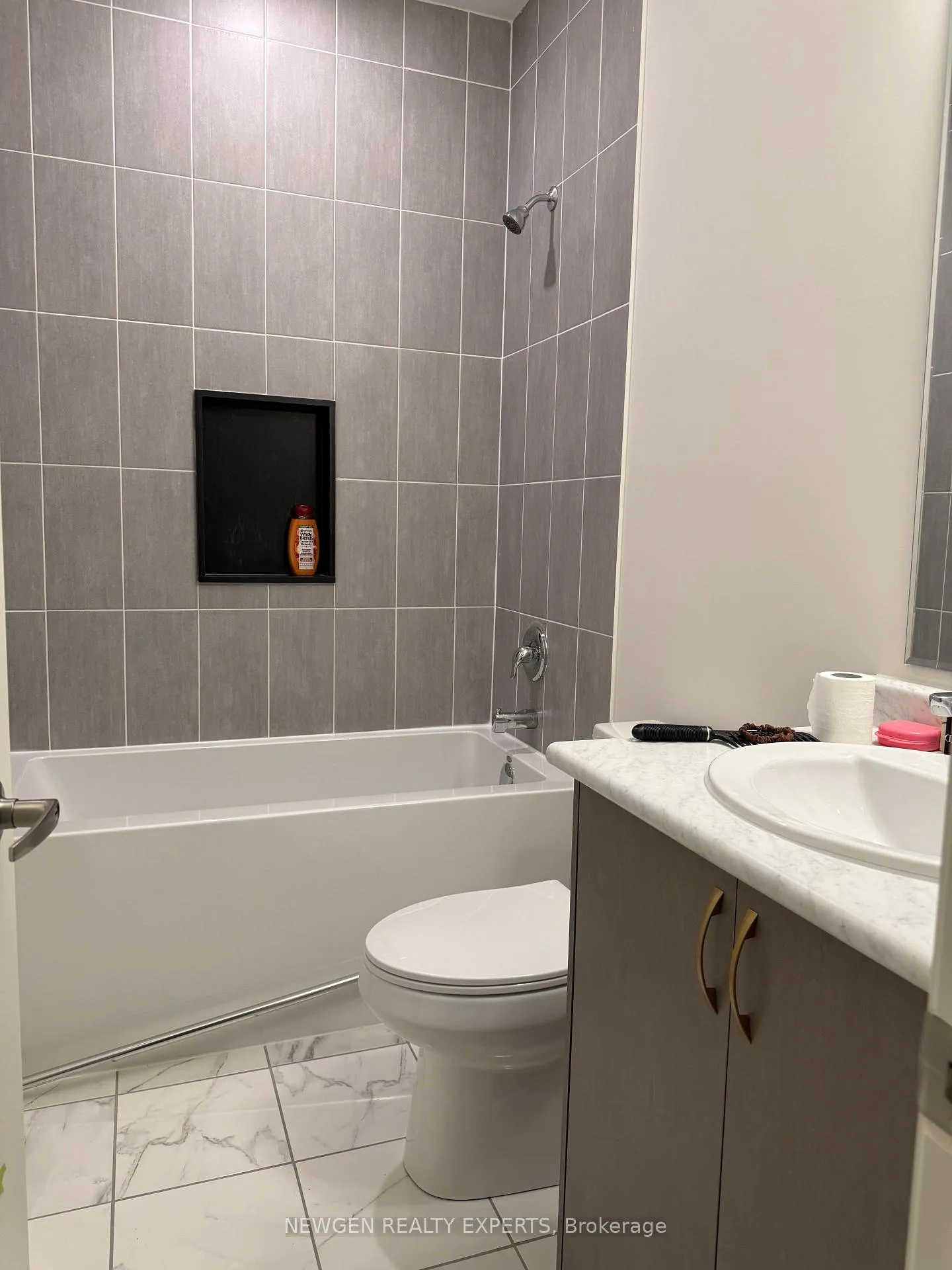 Photo 19 of 2111 Crystal Drive, Oshawa, Kedron — HOMEH
