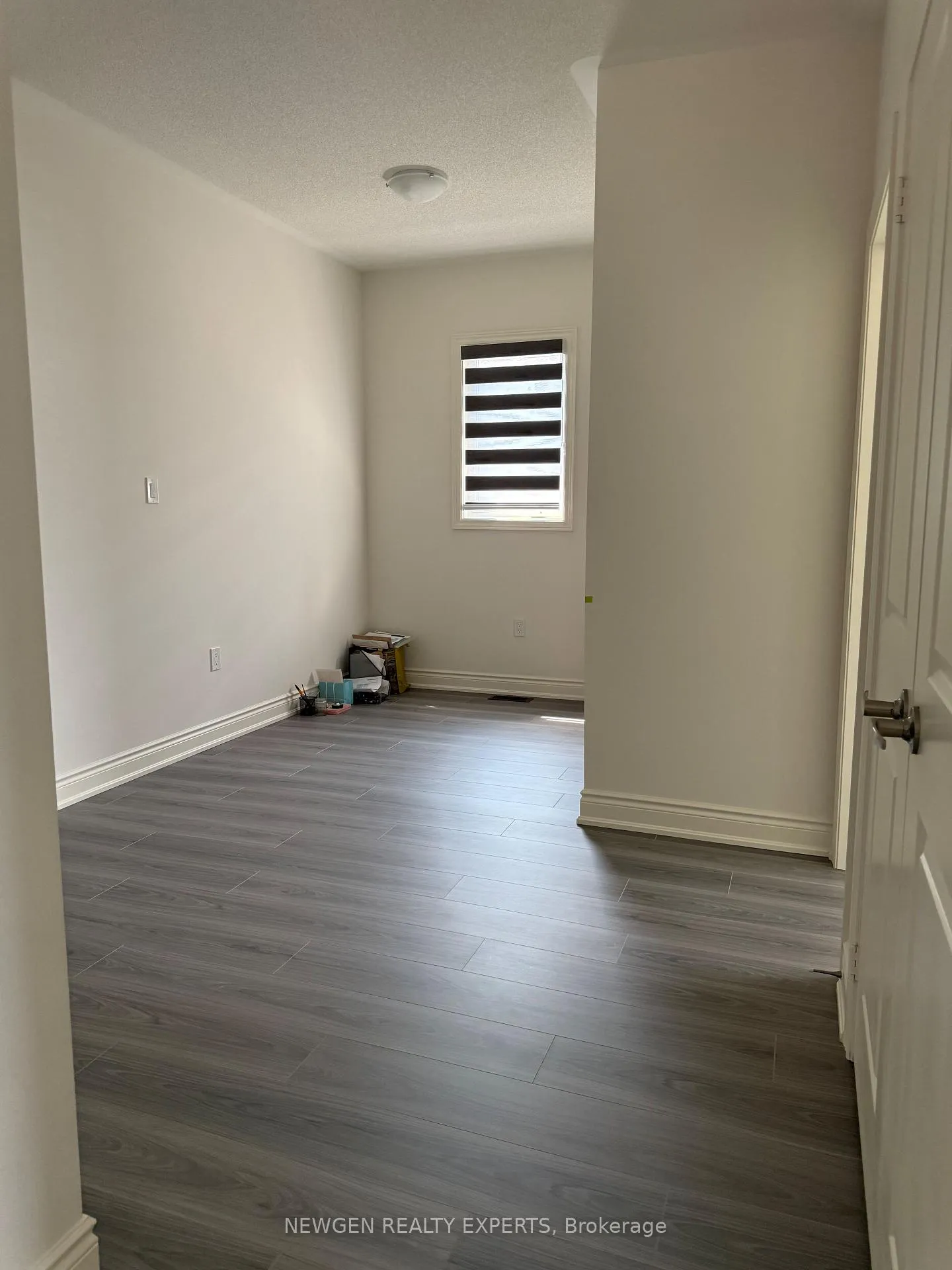 Photo 20 of 2111 Crystal Drive, Oshawa, Kedron — HOMEH