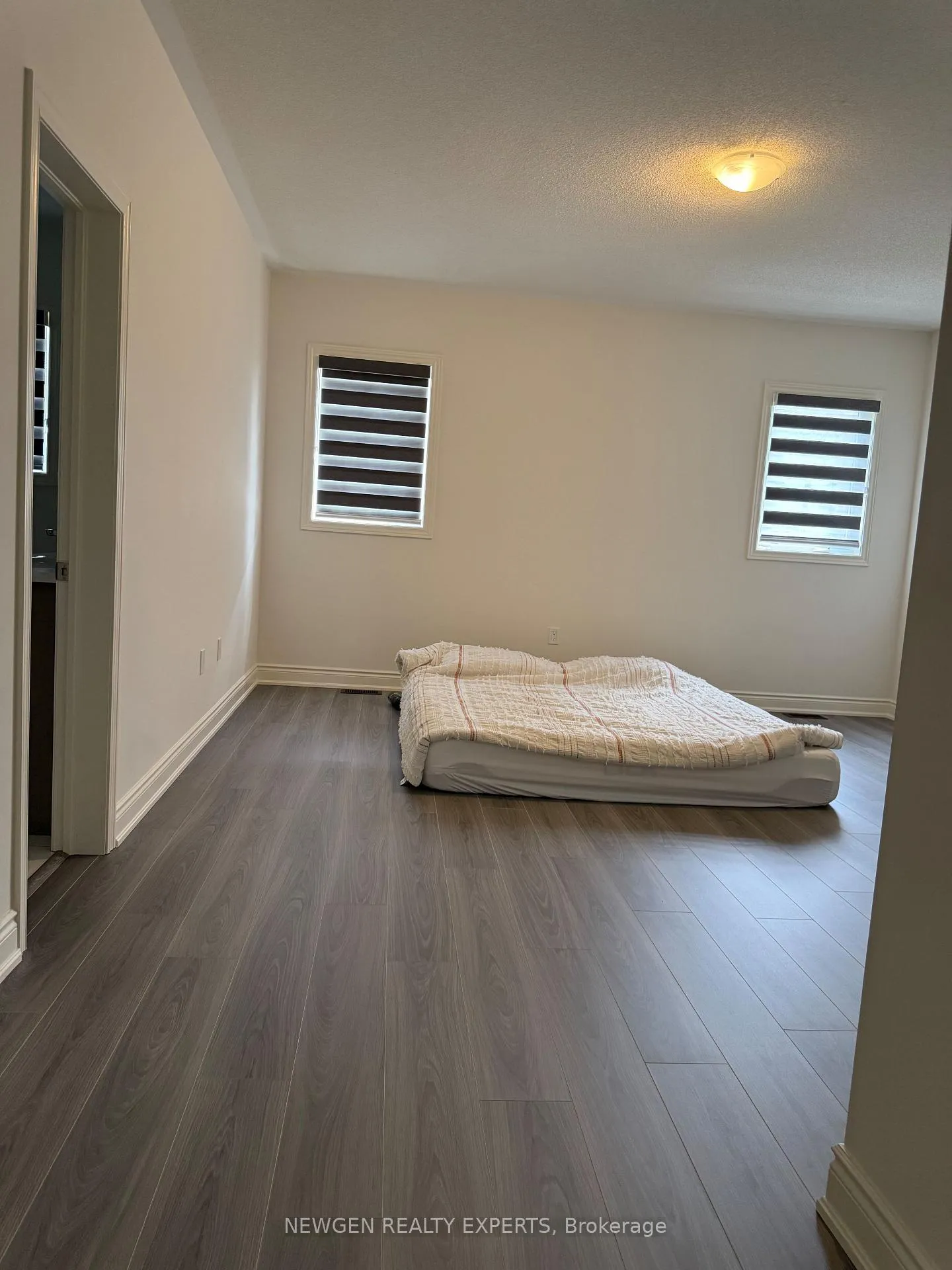 Photo 24 of 2111 Crystal Drive, Oshawa, Kedron — HOMEH
