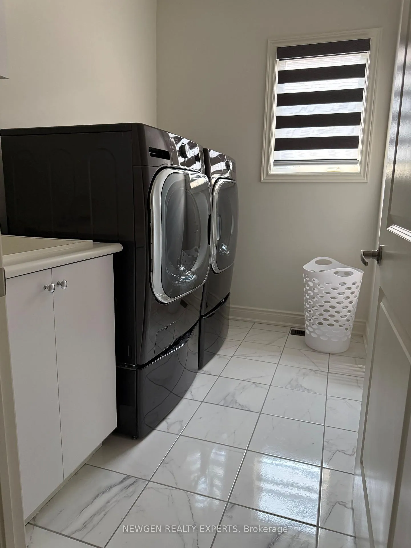 Photo 25 of 2111 Crystal Drive, Oshawa, Kedron — HOMEH