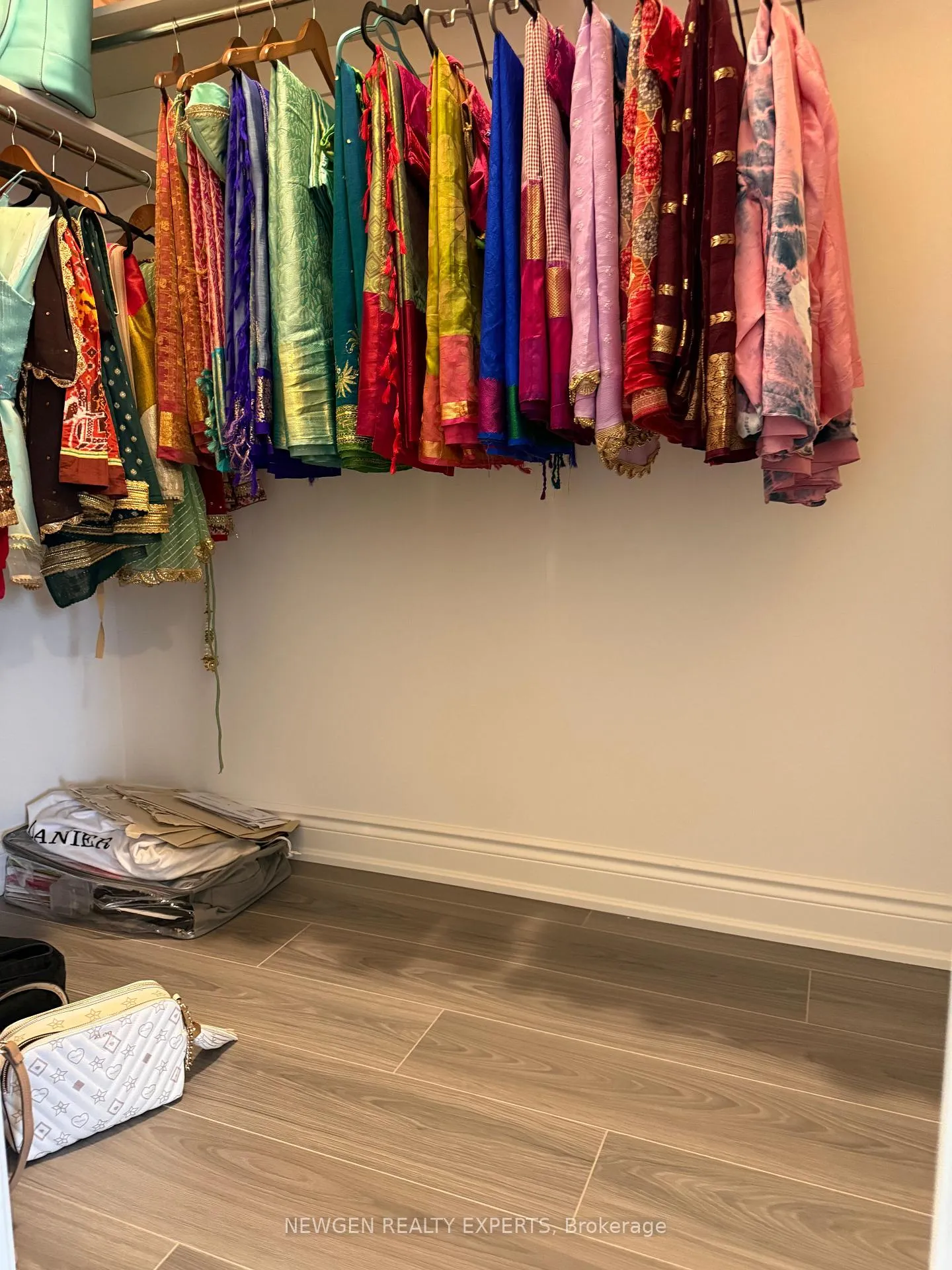 Photo 26 of 2111 Crystal Drive, Oshawa, Kedron — HOMEH