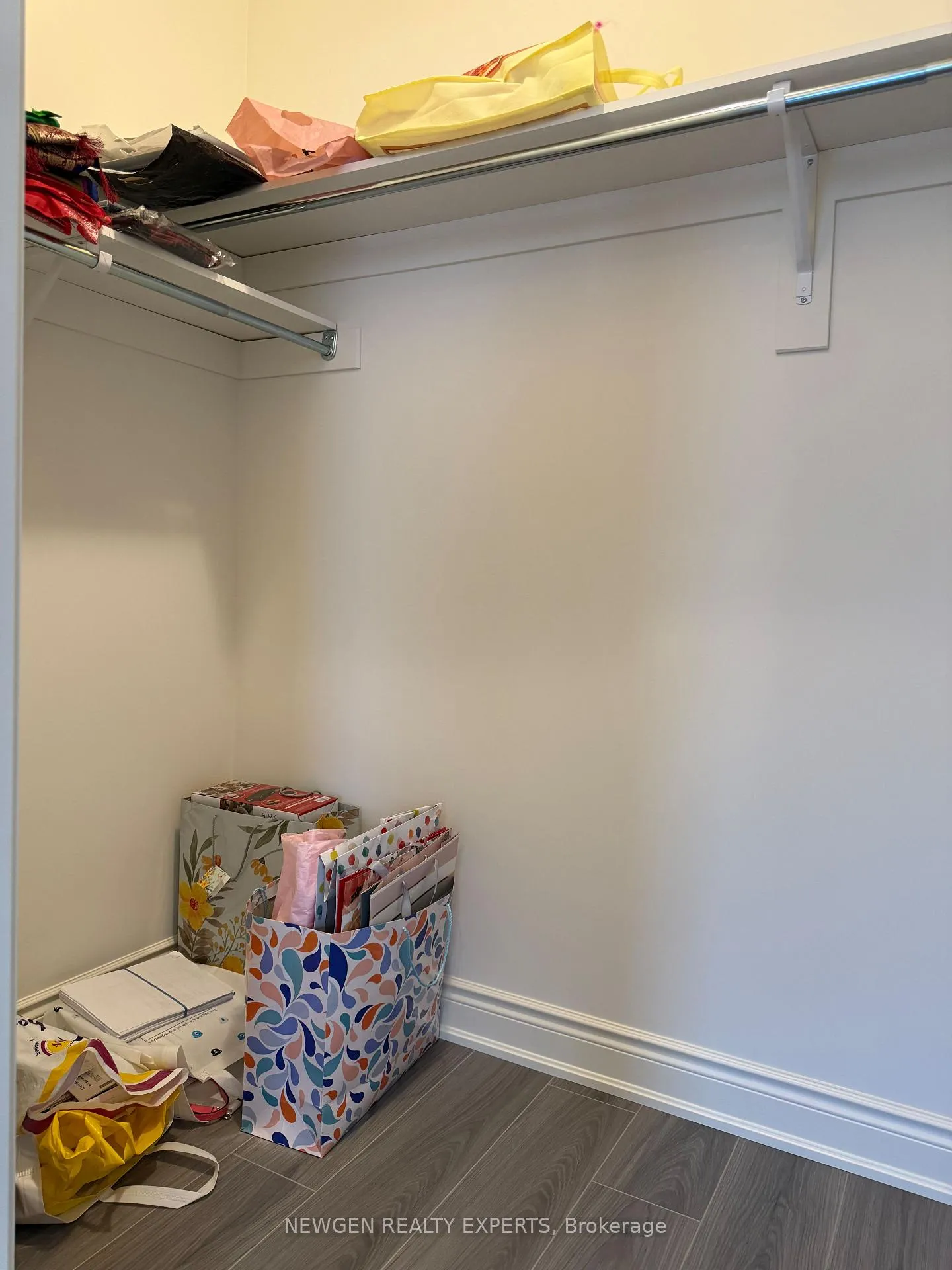 Photo 27 of 2111 Crystal Drive, Oshawa, Kedron — HOMEH