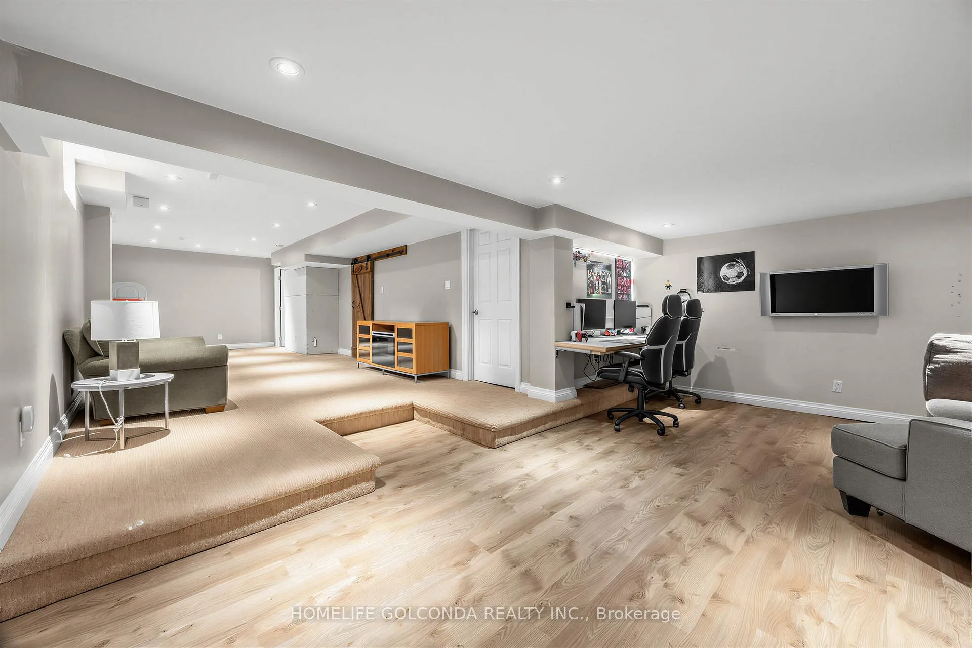 Photo 33 of 416 Victor Court, Pickering, West Shore — HOMEH
