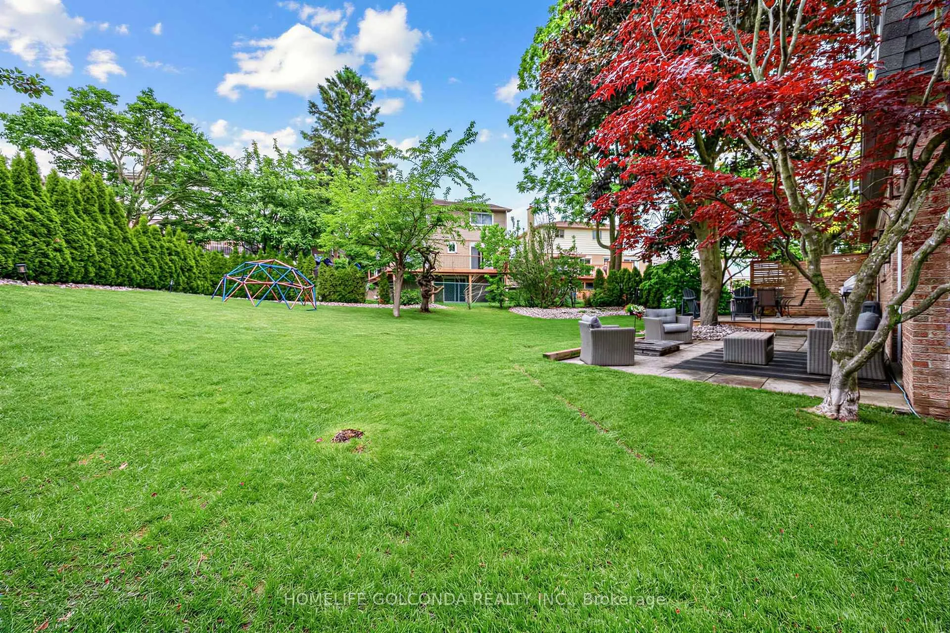 Photo 36 of 416 Victor Court, Pickering, West Shore — HOMEH