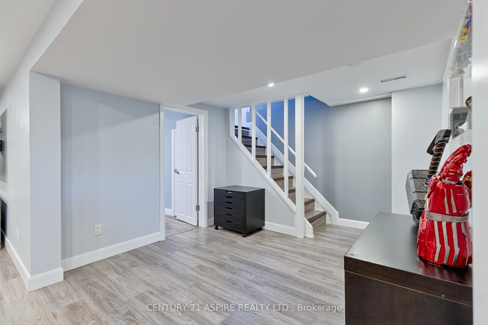 Photo 26 of 17 Maple Avenue, Petawawa — HOMEH