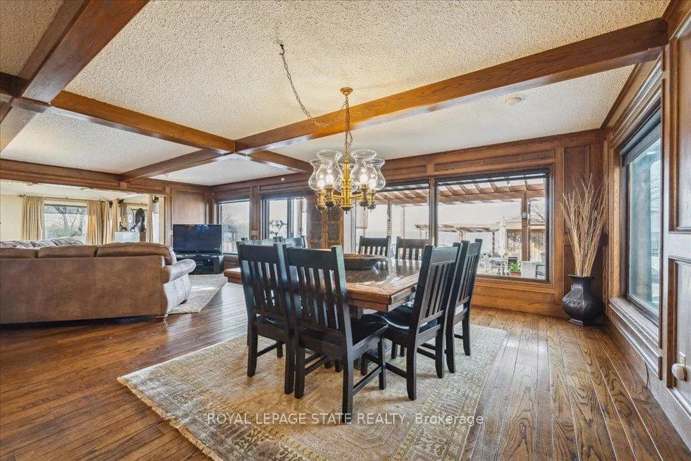 Photo 16 of 7 Lakegate Drive, Hamilton, Stoney Creek — HOMEH