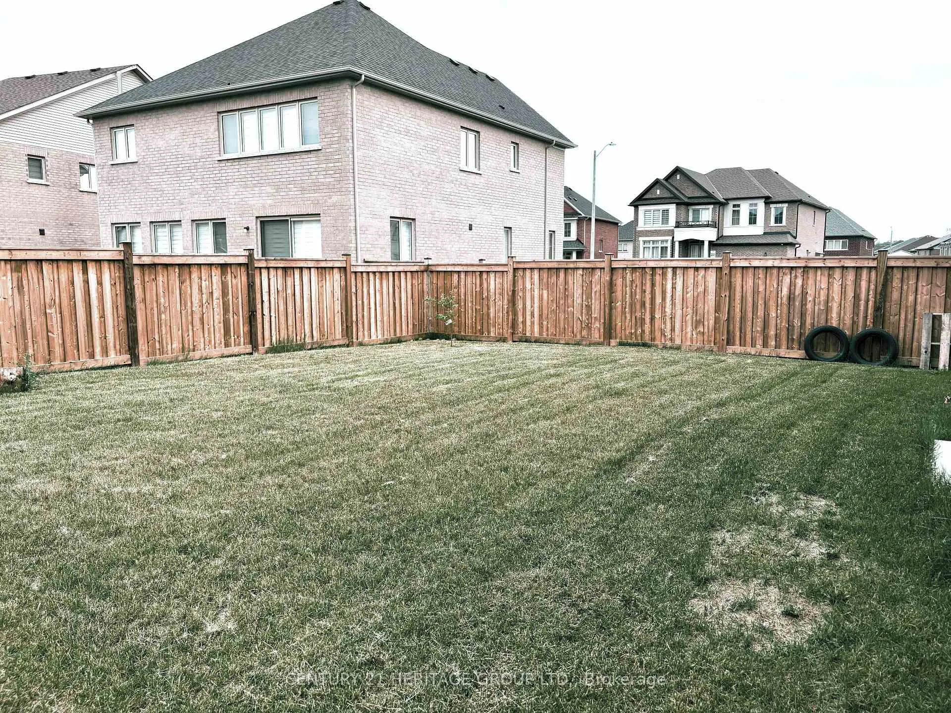 Photo 32 of 1110 Wickham Road, Innisfil, Rural Innisfil — HOMEH