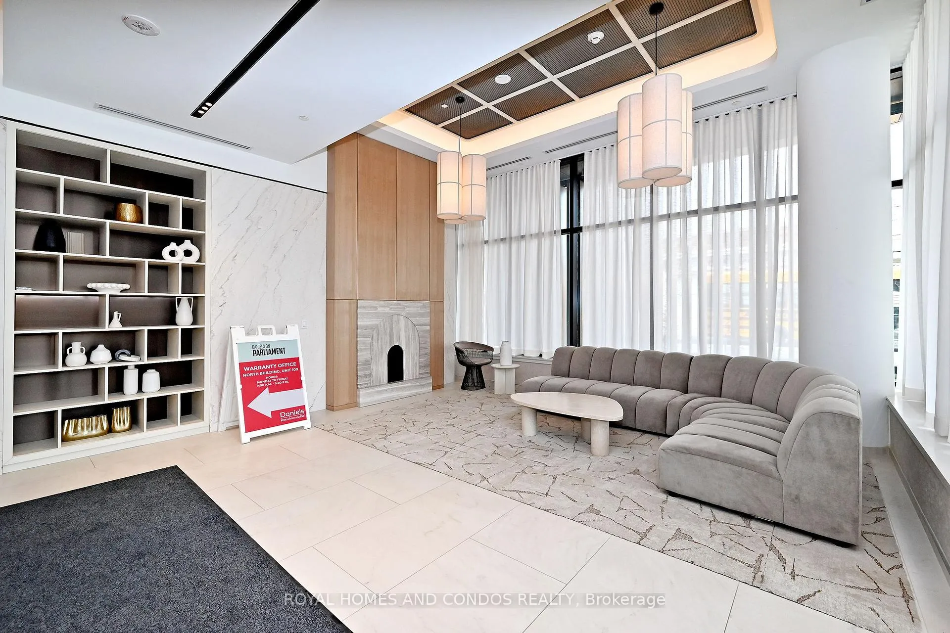 Photo 5 of Unit 1510, 10 Oak Street, Toronto, Regent Park — HOMEH