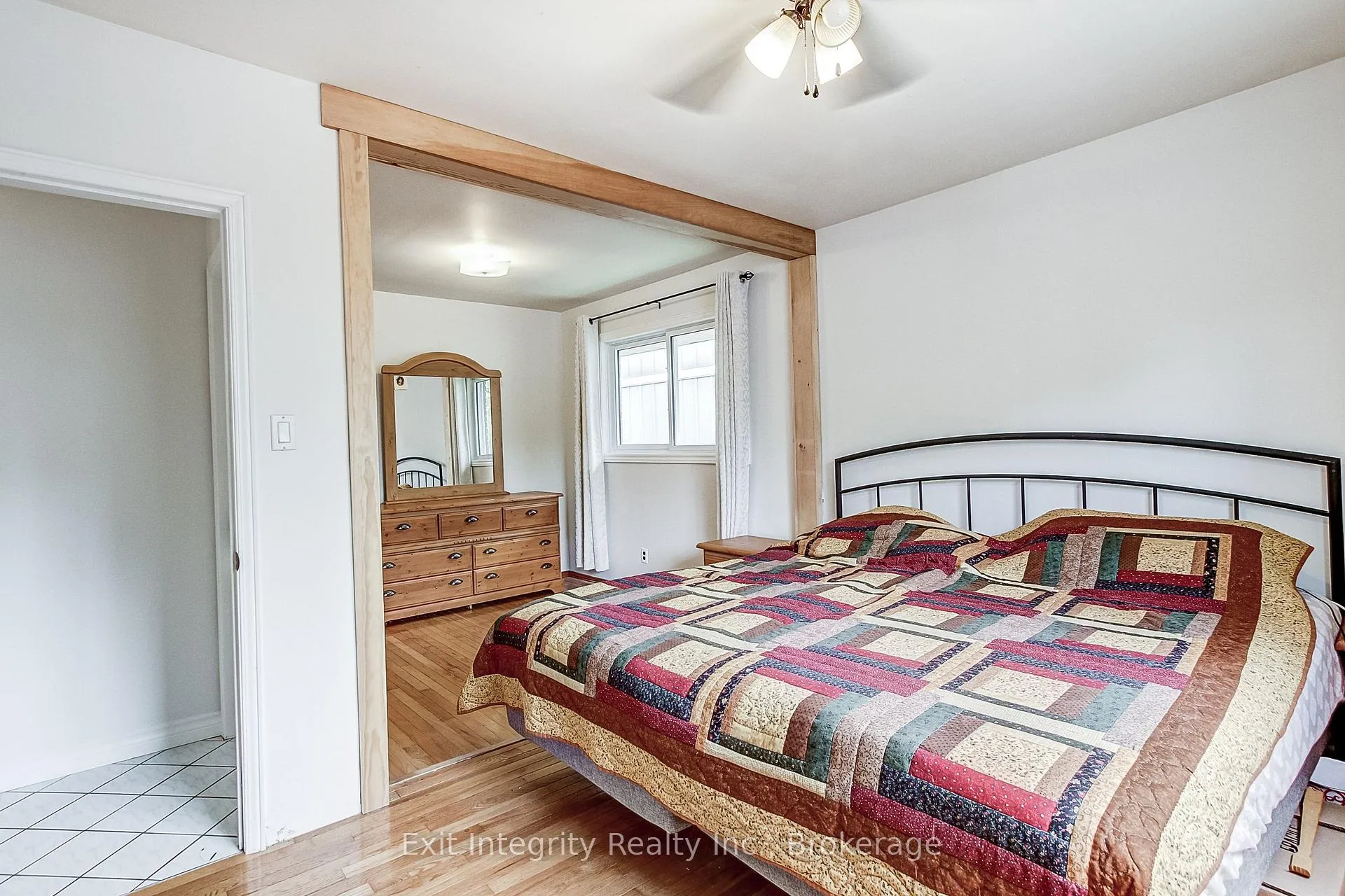 Photo 24 of 134 Norfolk Avenue, Cambridge — HOMEH