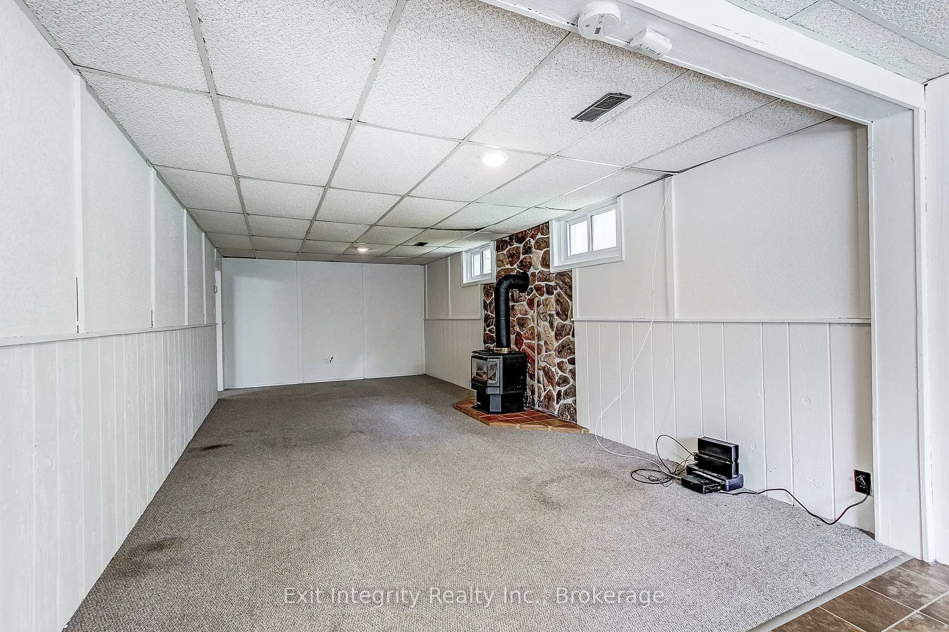 Photo 31 of 134 Norfolk Avenue, Cambridge — HOMEH