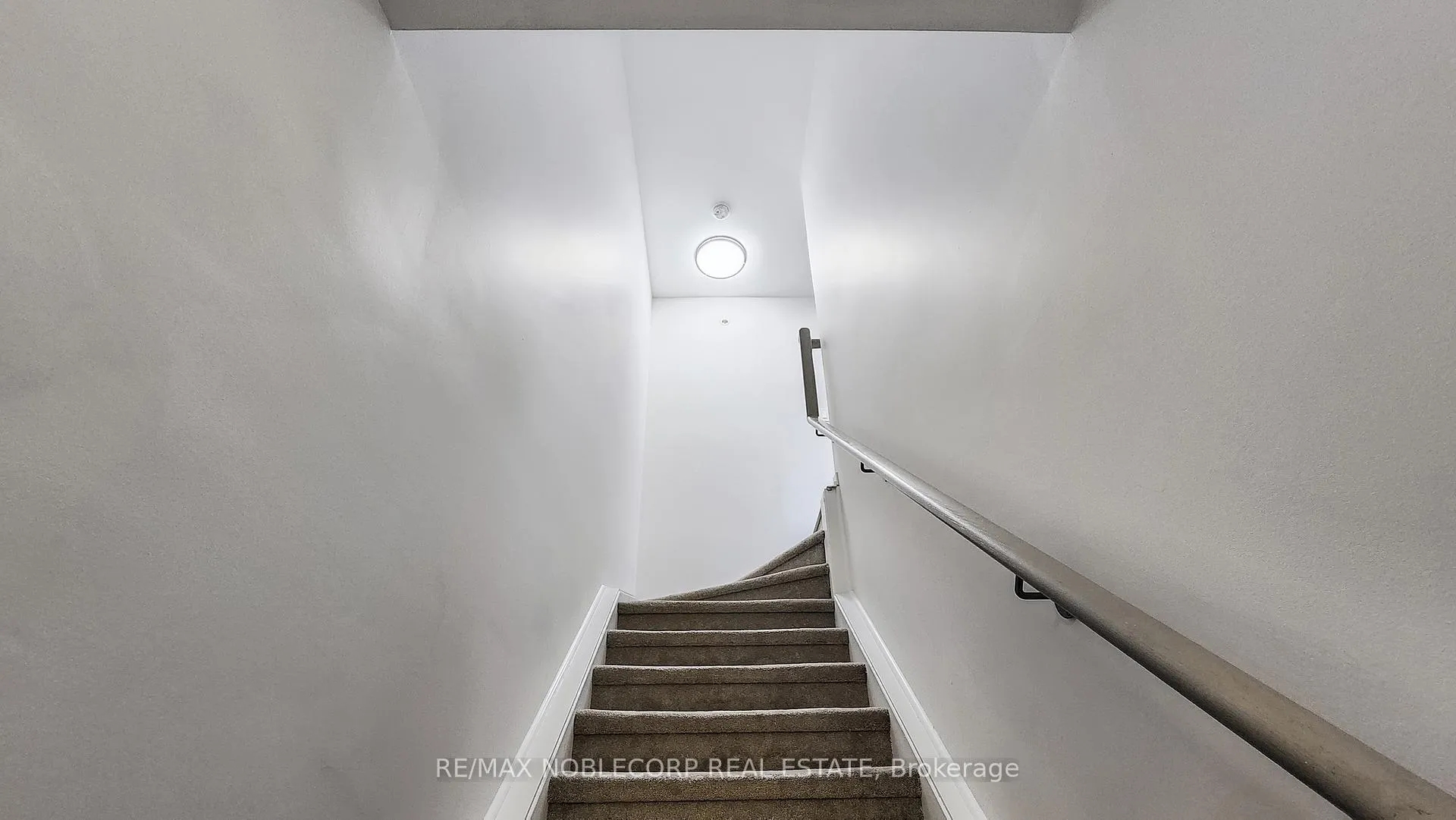 Photo 25 of Unit E08, 26 Bruce Street, Vaughan, East Woodbridge — HOMEH