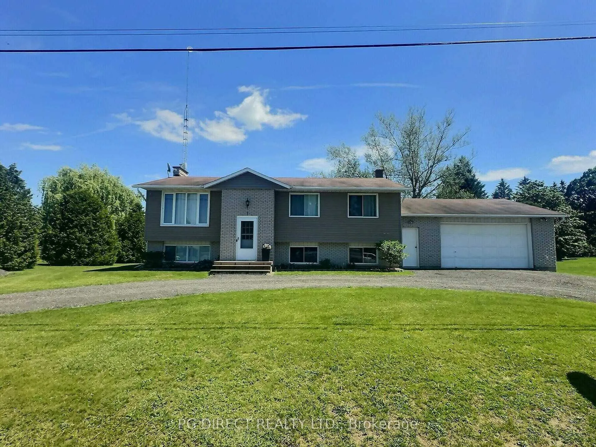 Photo 1 of 5221 Algonquin Road, Augusta, Augusta Twp — HOMEH
