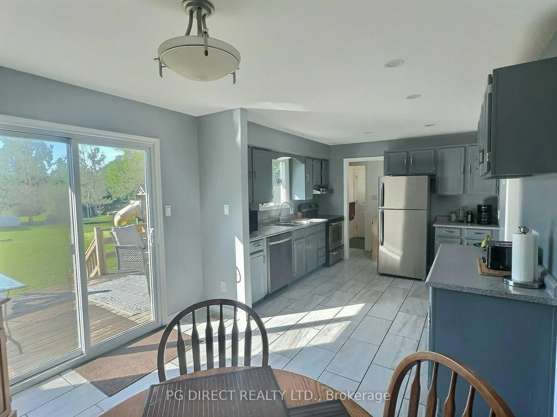 Photo 4 of 5221 Algonquin Road, Augusta, Augusta Twp — HOMEH