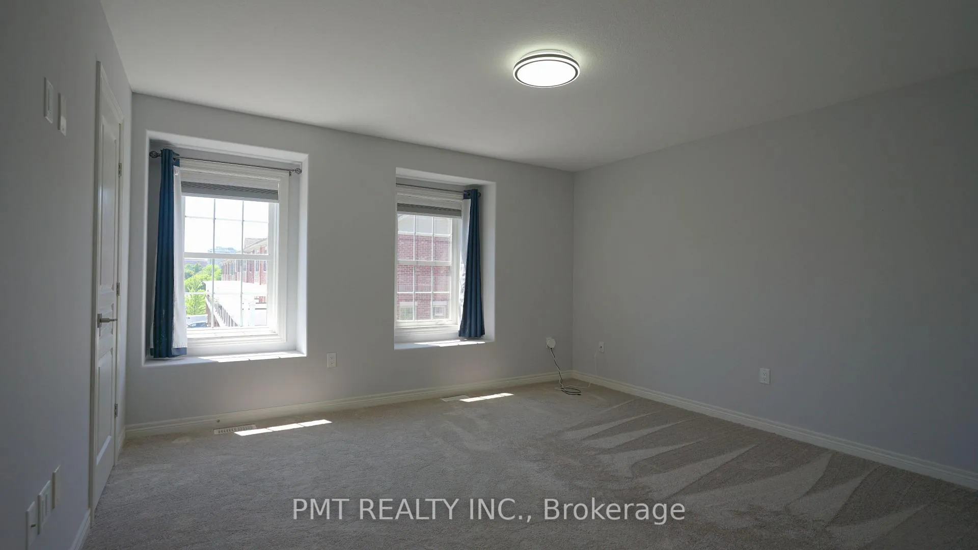 Photo 13 of 50 Robert Peel Road, Kitchener — HOMEH