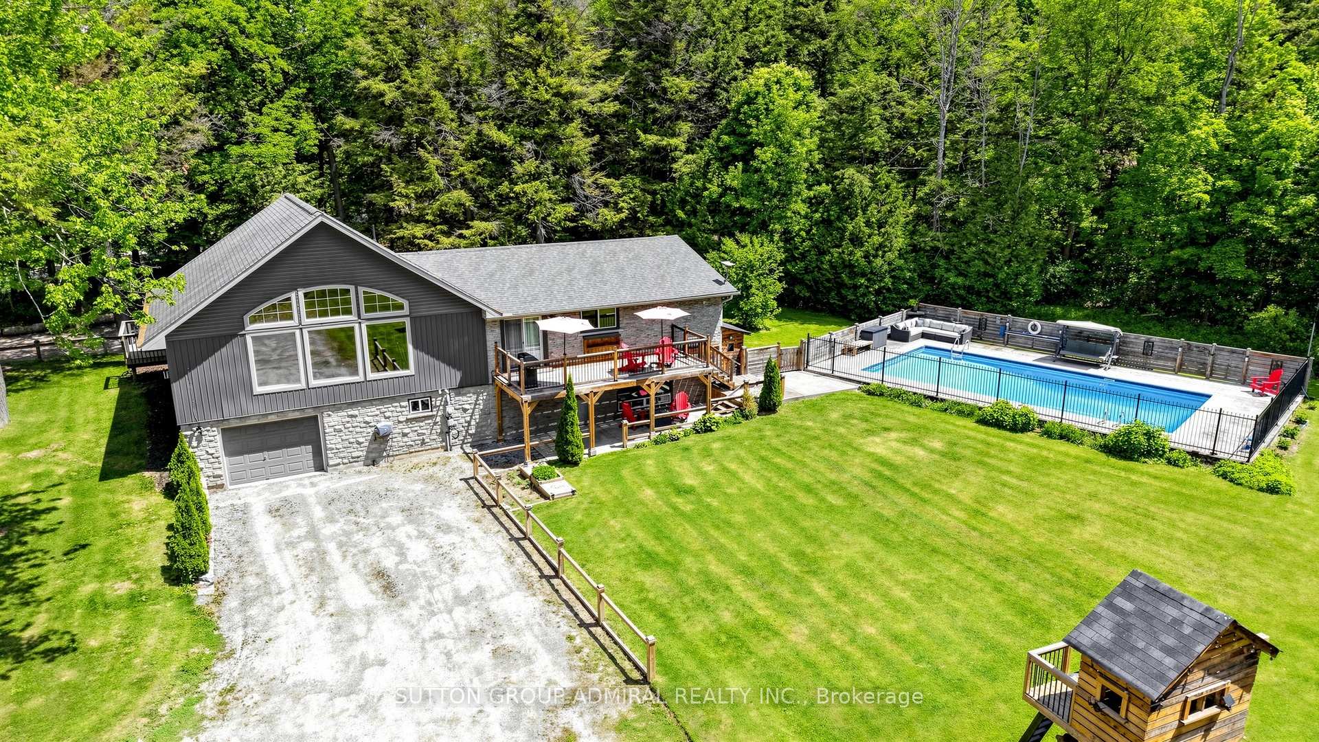 Photo 48 of 535 Doane Road, East Gwillimbury, Rural East Gwillimbury — HOMEH