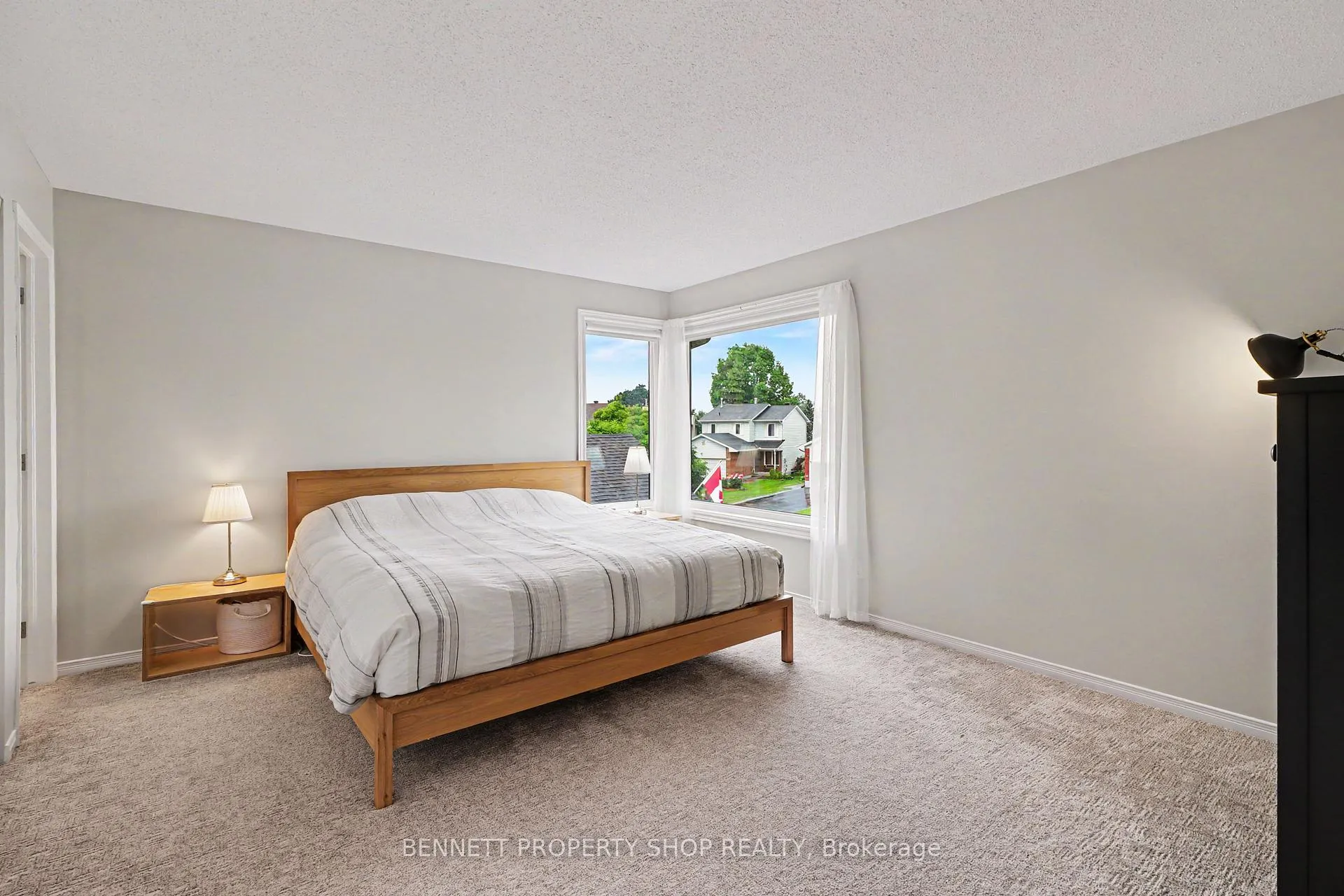 Photo 12 of 1474 Delia Crescent, Ottawa, Fallingbrook/Ridgemount — HOMEH