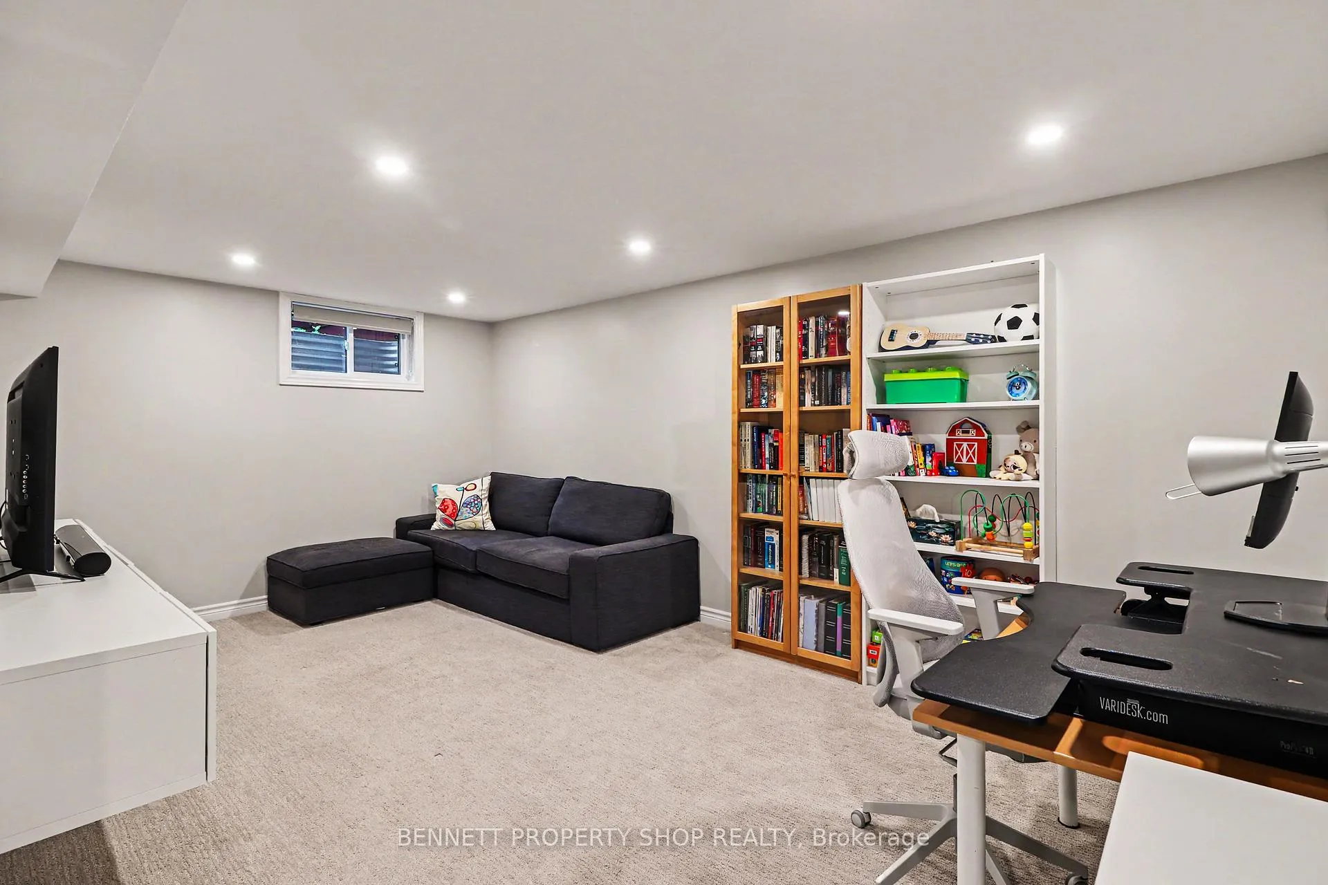Photo 20 of 1474 Delia Crescent, Ottawa, Fallingbrook/Ridgemount — HOMEH