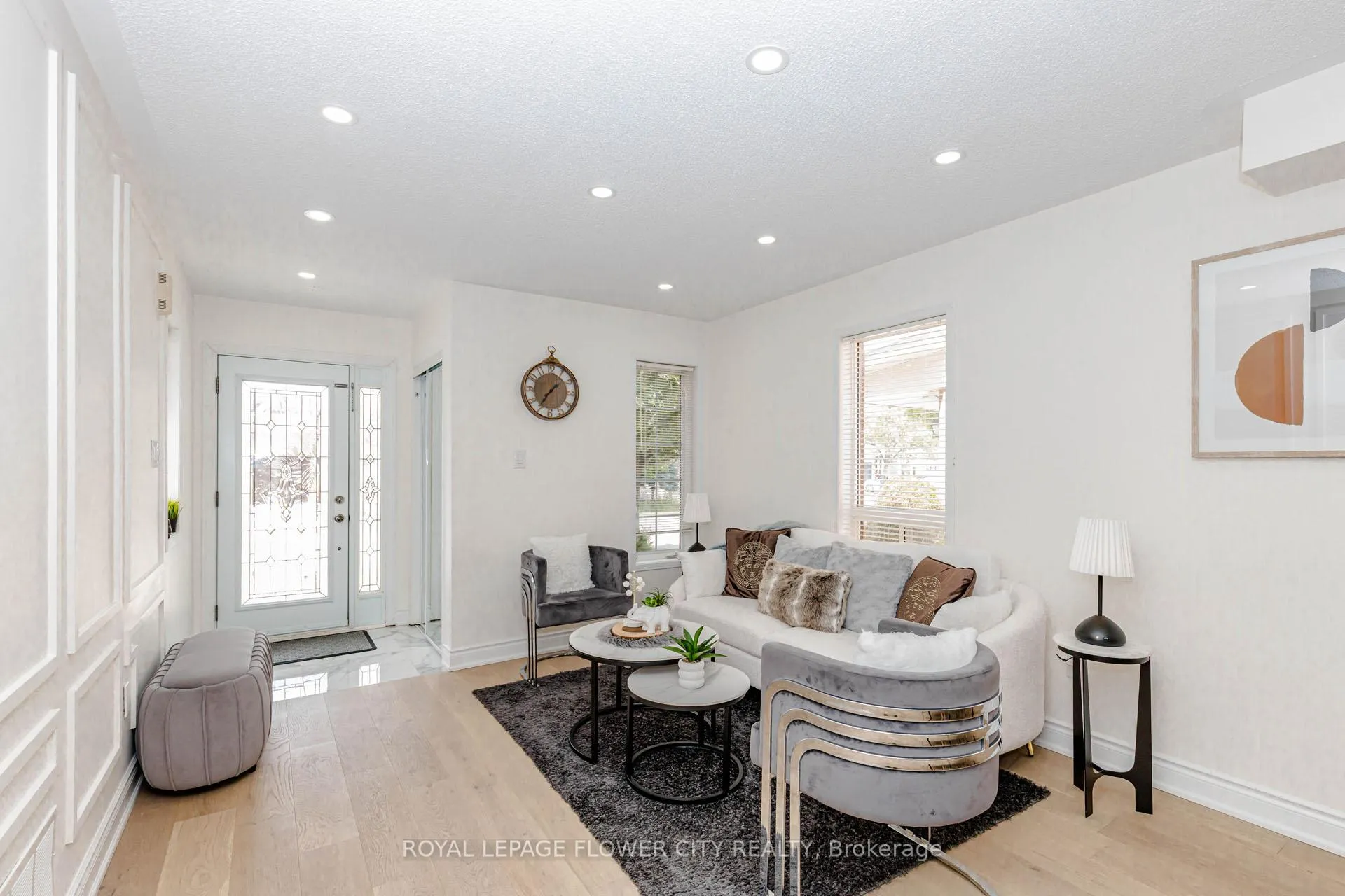 Photo 6 of 45 Penbridge Circle, Brampton, Fletcher's Meadow — HOMEH