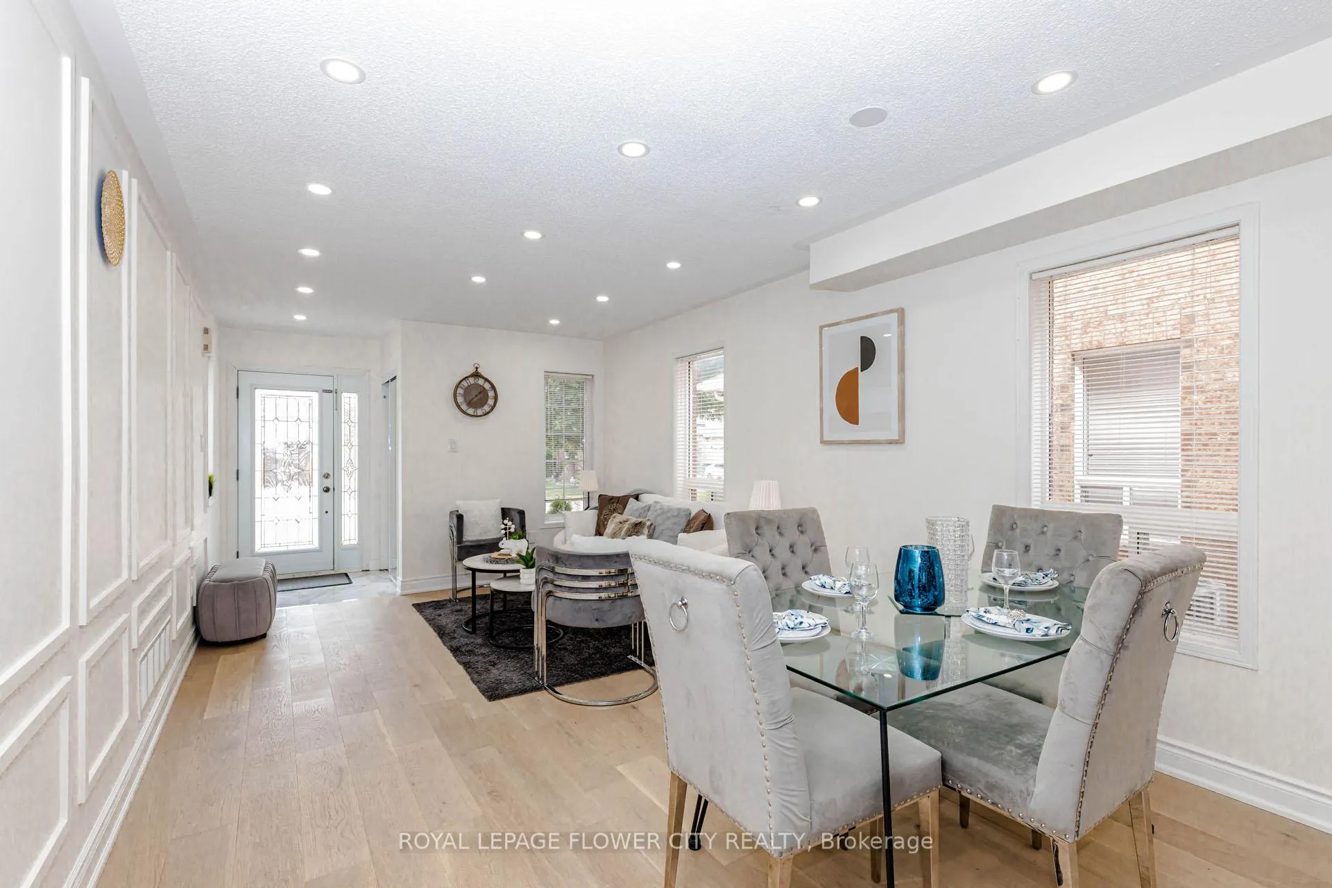 Photo 10 of 45 Penbridge Circle, Brampton, Fletcher's Meadow — HOMEH
