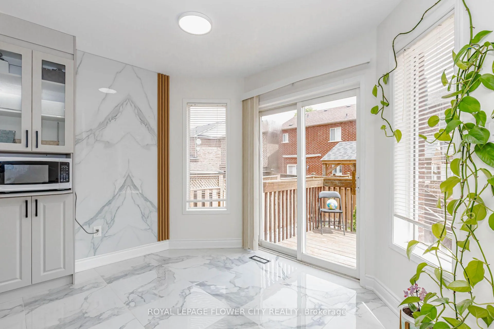Photo 19 of 45 Penbridge Circle, Brampton, Fletcher's Meadow — HOMEH