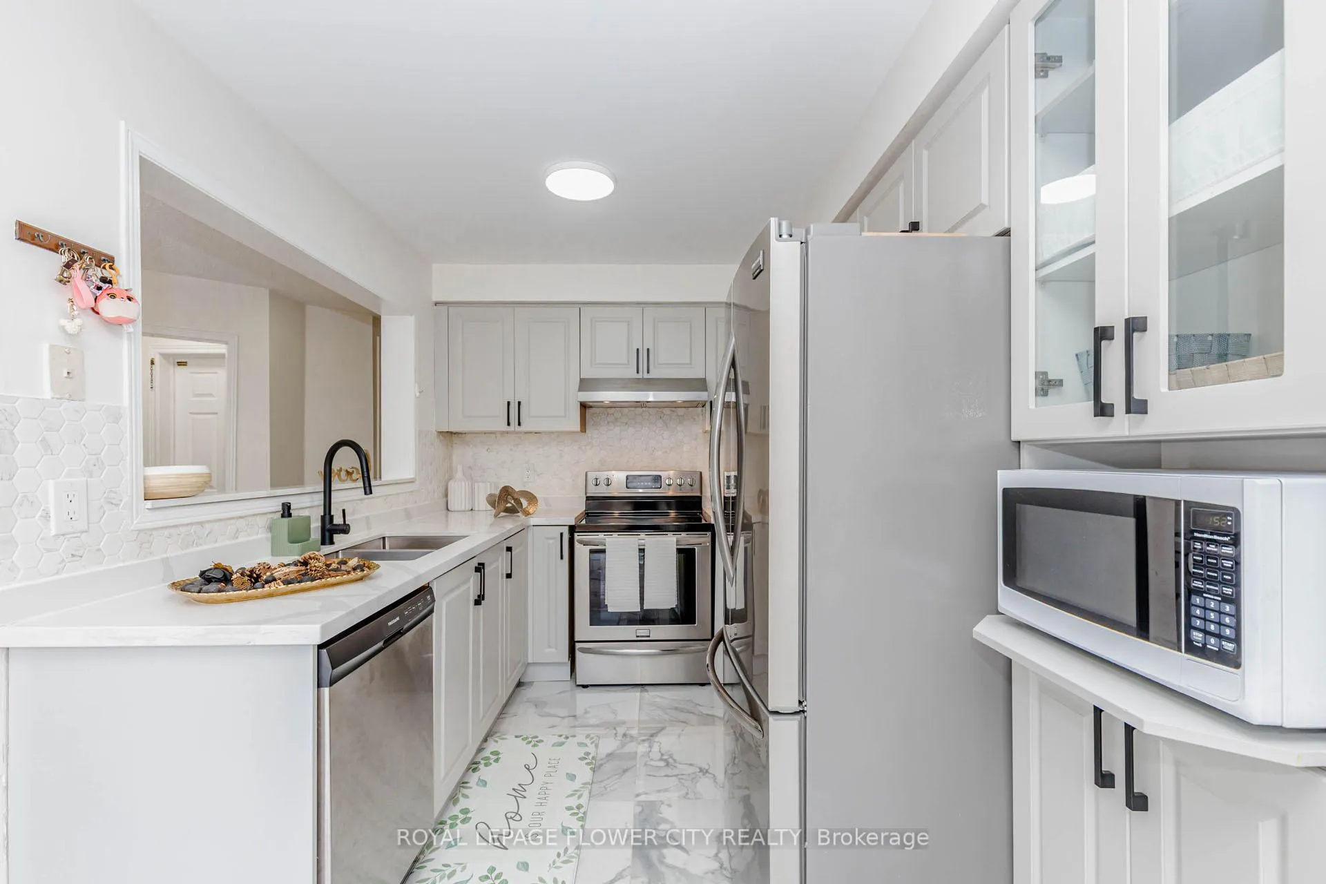 Photo 21 of 45 Penbridge Circle, Brampton, Fletcher's Meadow — HOMEH