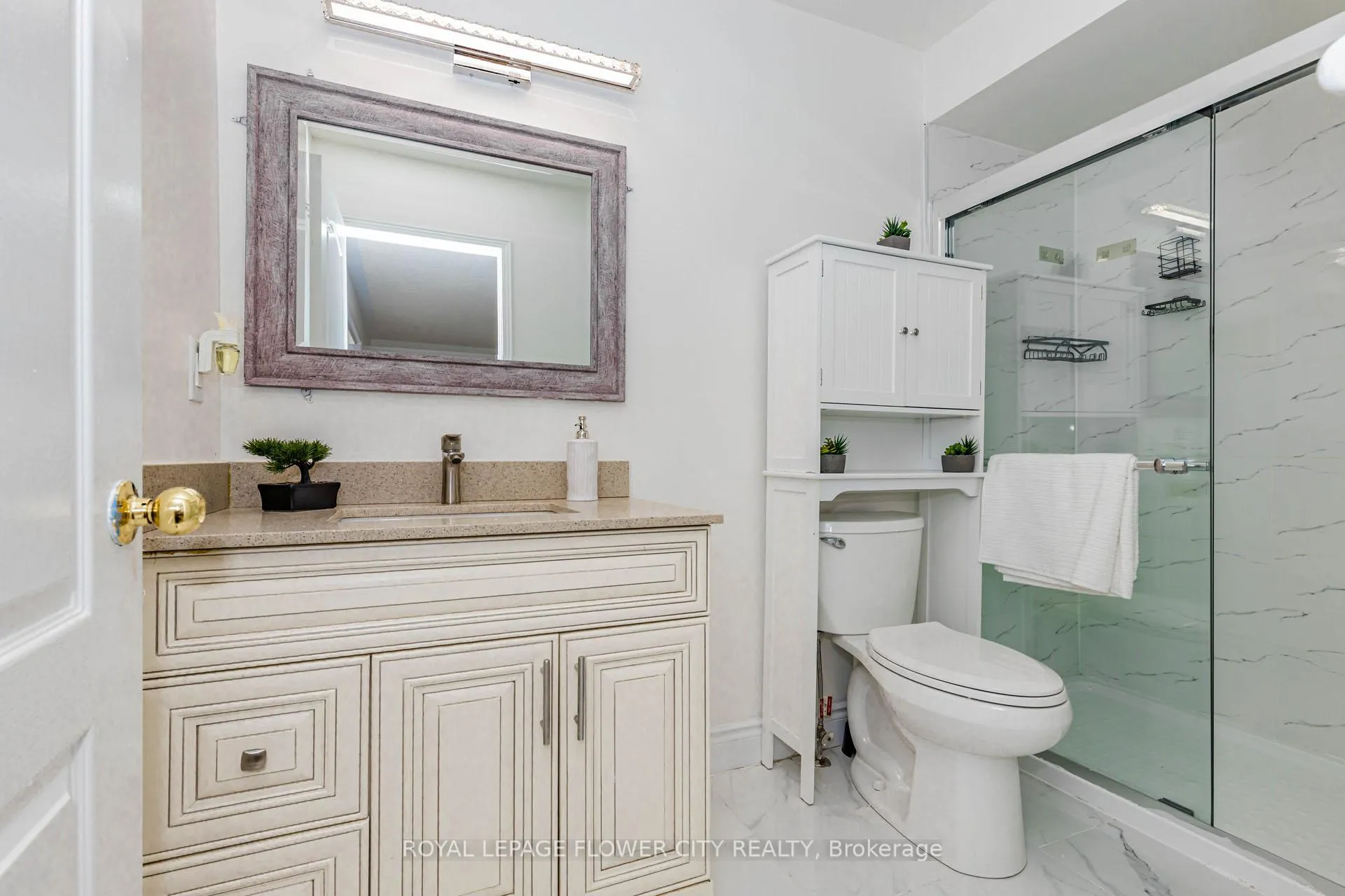 Photo 33 of 45 Penbridge Circle, Brampton, Fletcher's Meadow — HOMEH