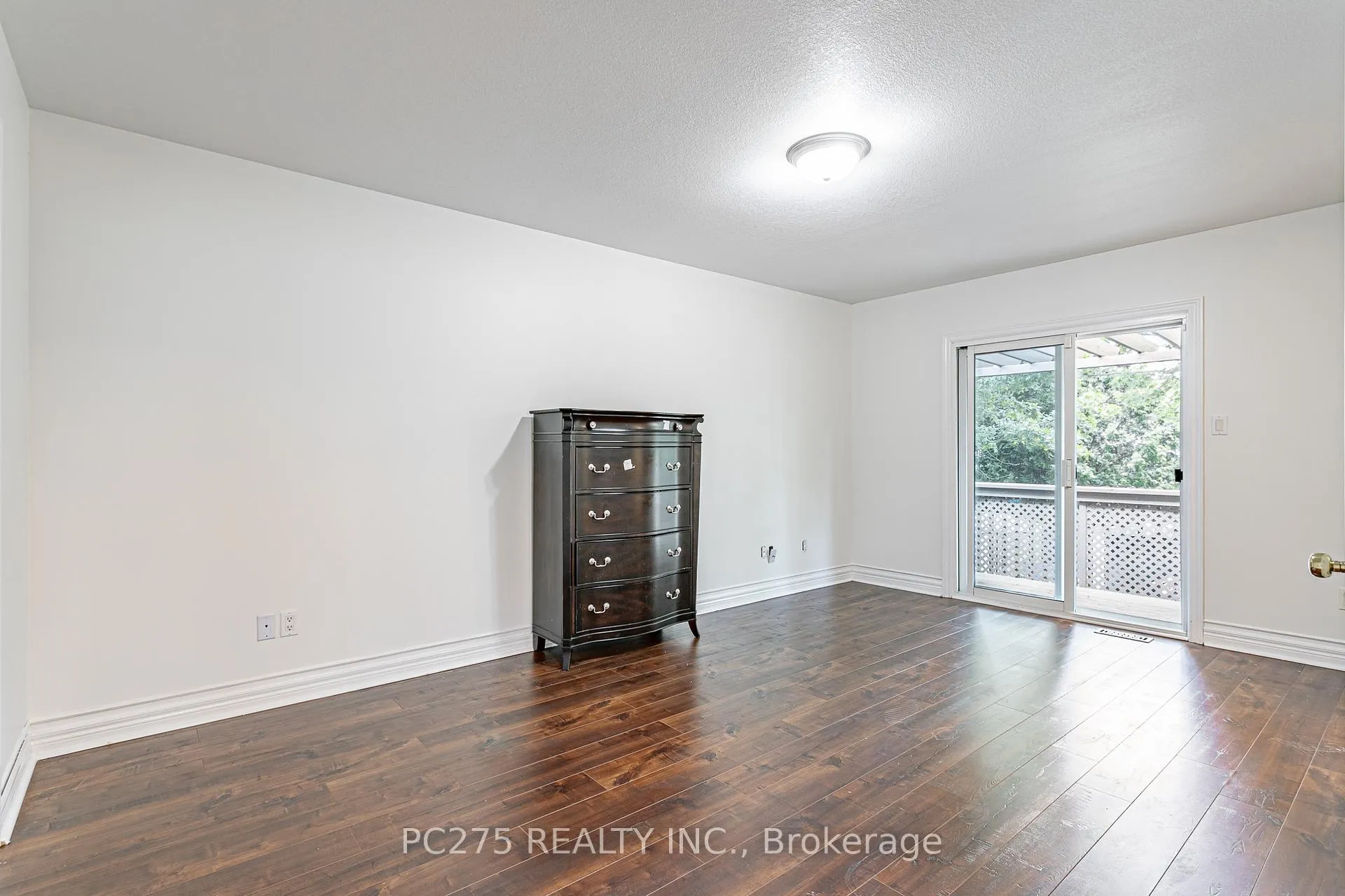 Photo 18 of 27 Jasmine Drive, London, North E — HOMEH