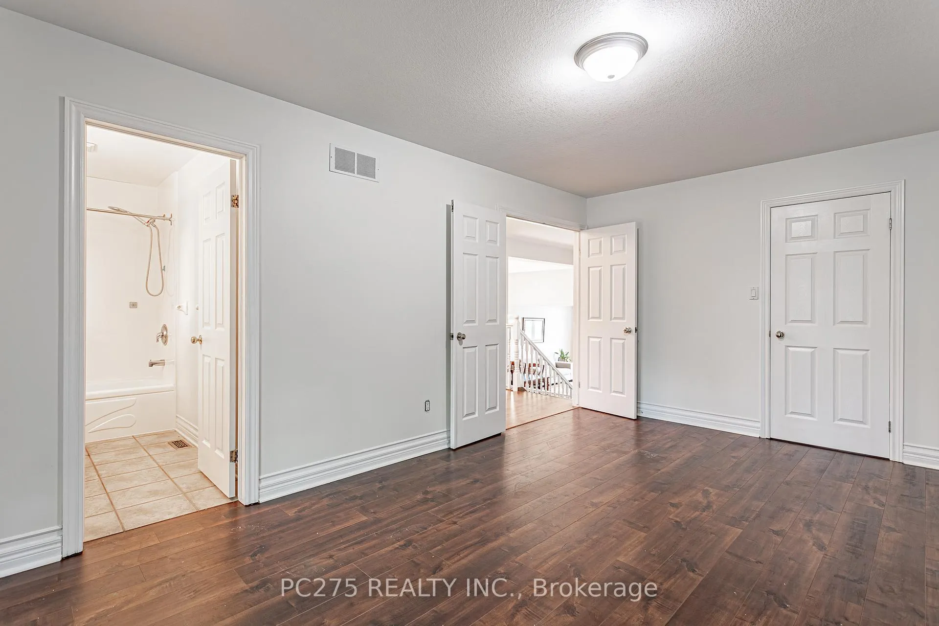 Photo 19 of 27 Jasmine Drive, London, North E — HOMEH